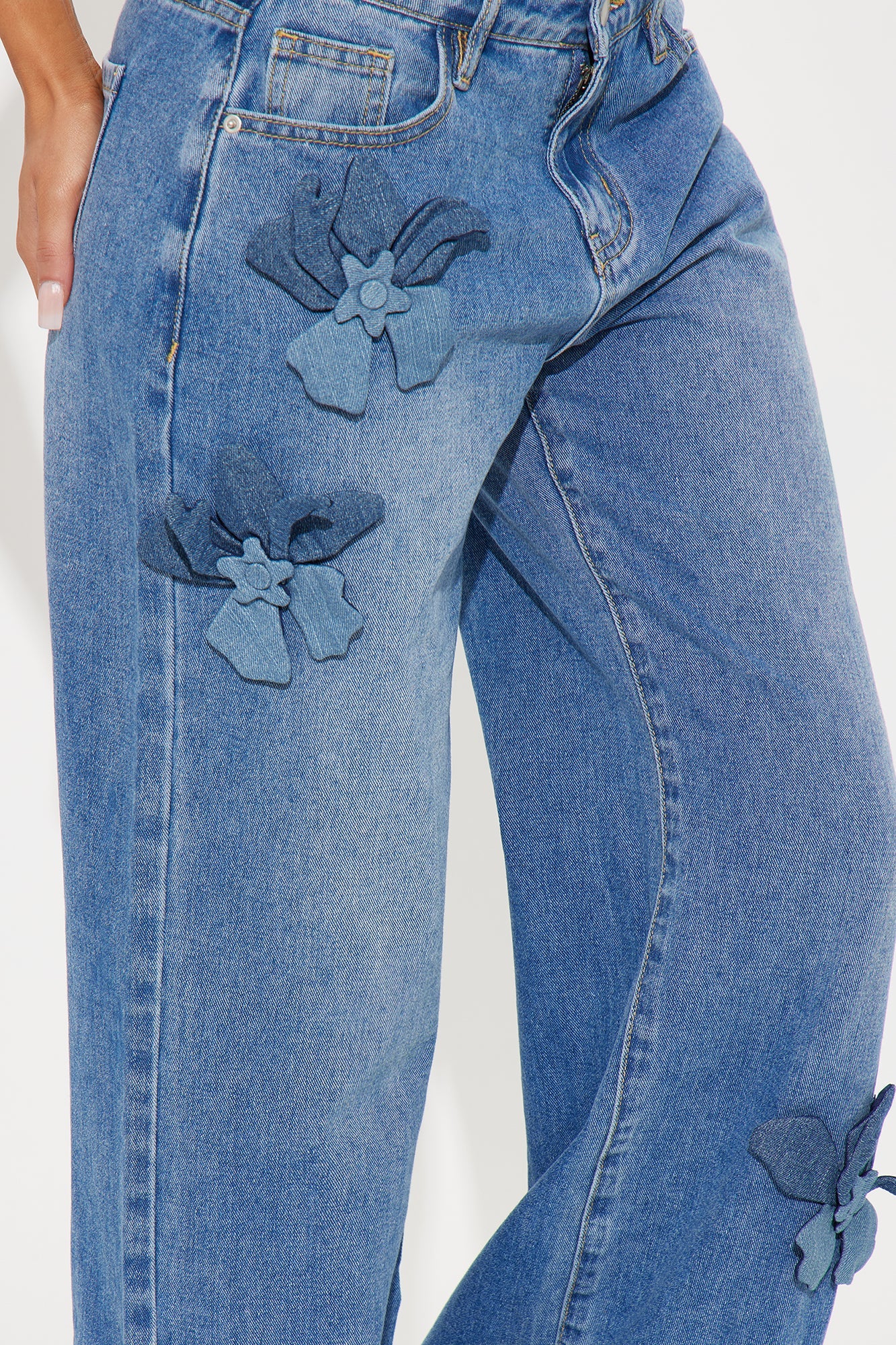 Tall Floria Baggy Flower Applique Jeans - Medium Wash