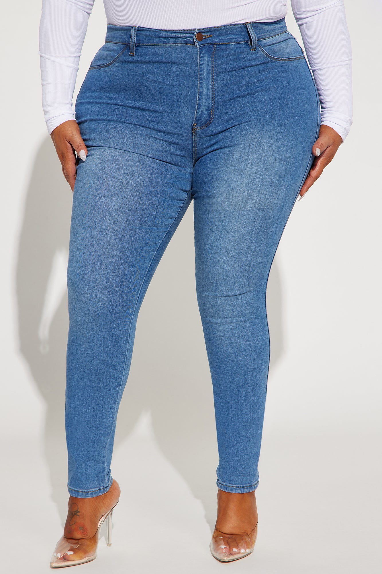 Classic Beauty Booty Lifter Skinny Jeans - Medium Blue Wash
