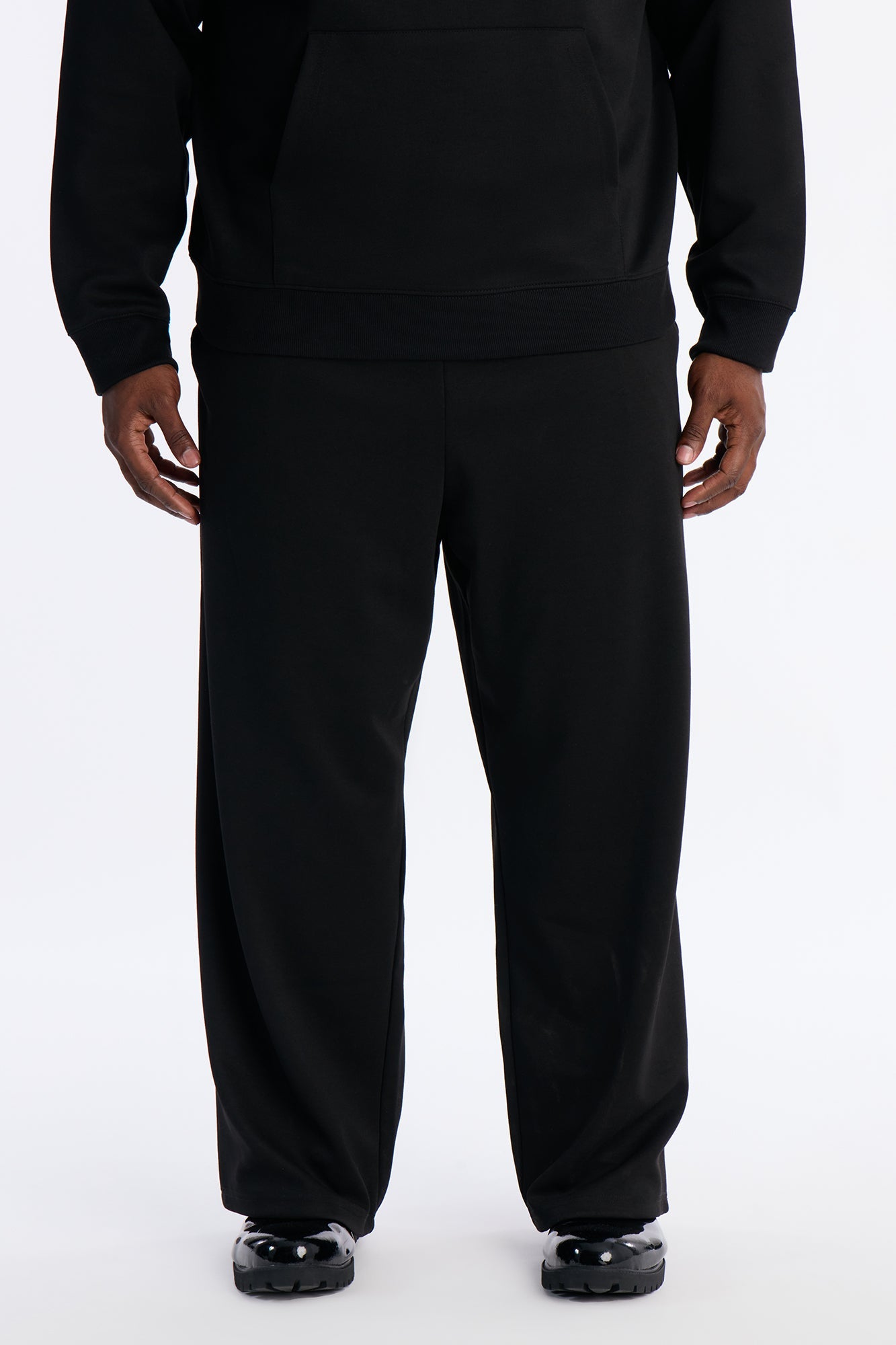 Structured Fleece Wide Leg Sweatpants - Black