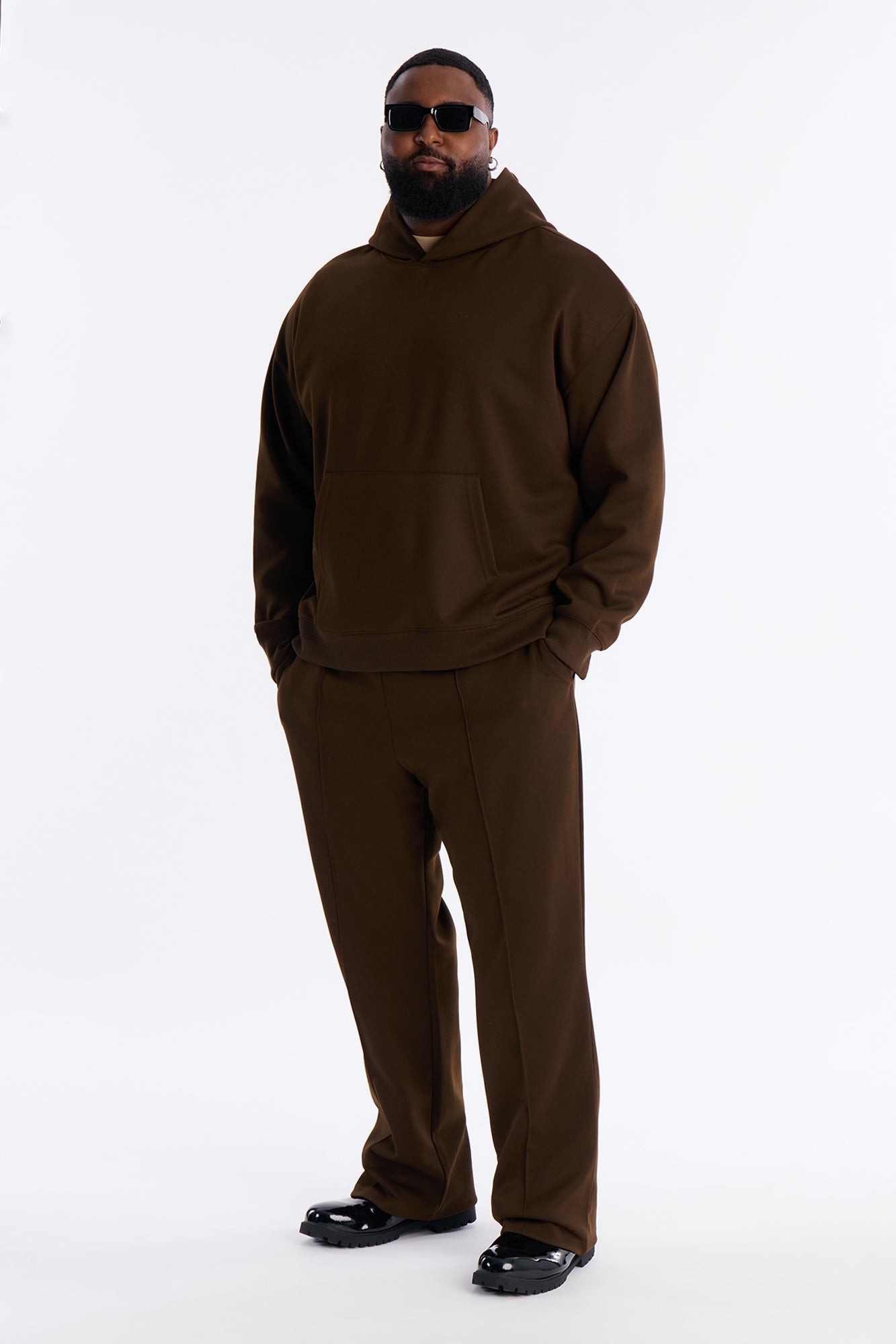 Structured Fleece Pintuck Slim Flare Sweatpants - Chocolate