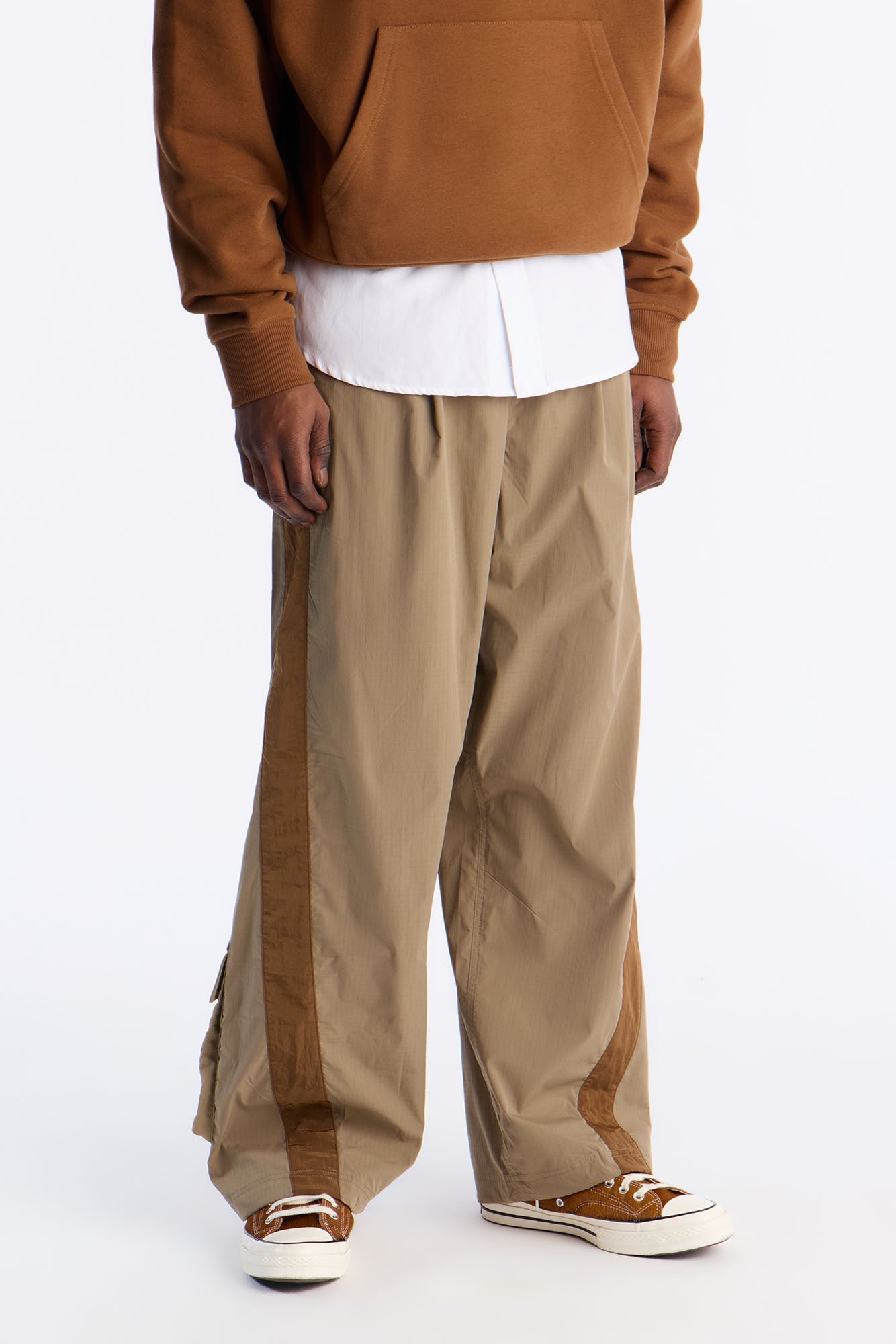 Wide Leg Rear All Over Pocket Tech Pant - Bronze