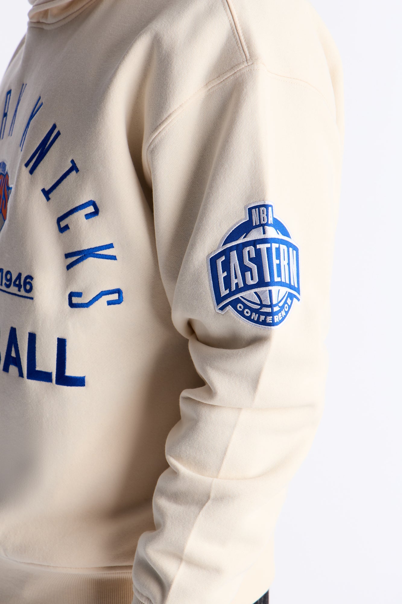 Knicks Embroidered Oversized Hoodie - Cream