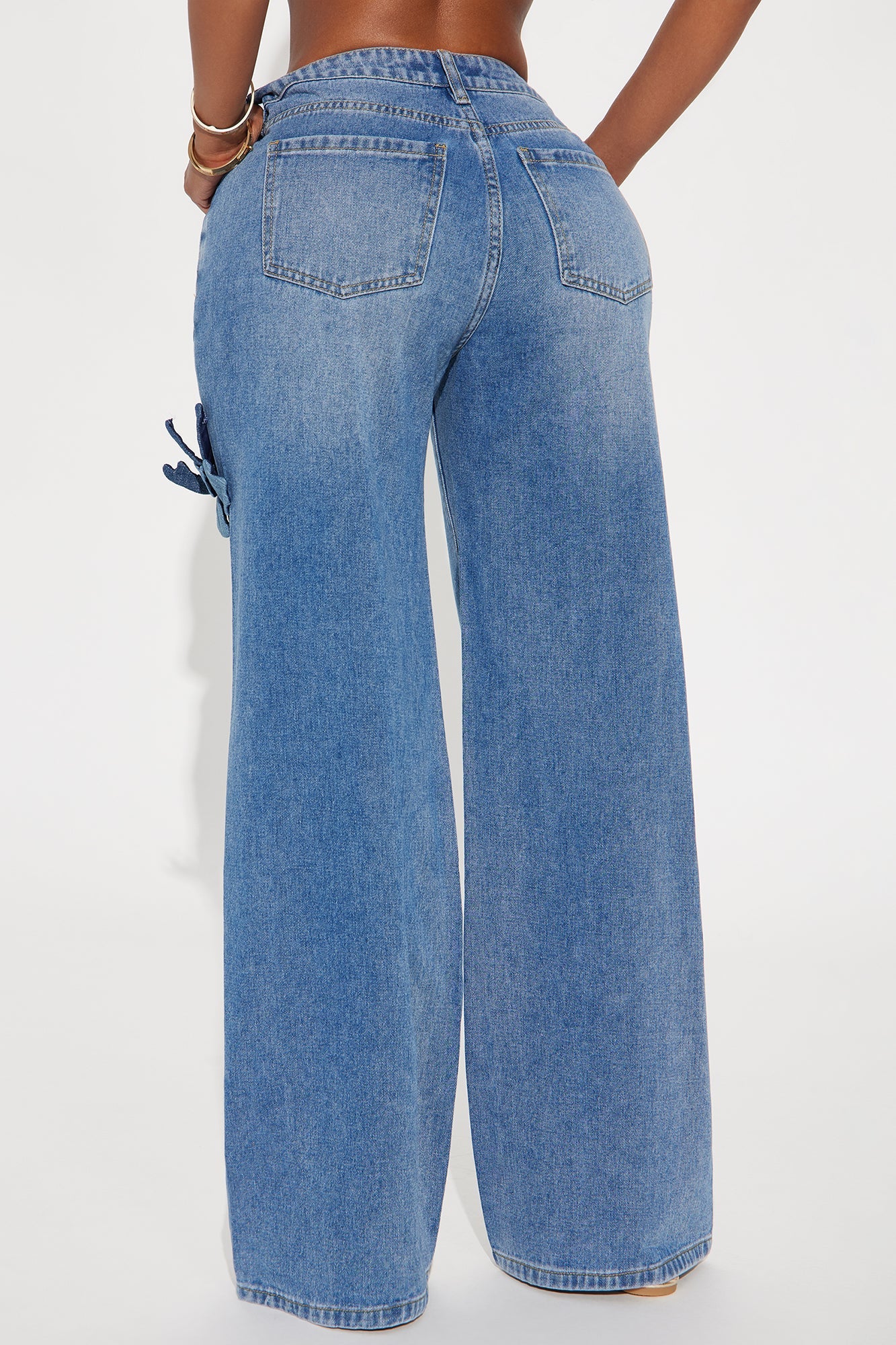 Floria Baggy Flower Applique Jeans - Medium Wash