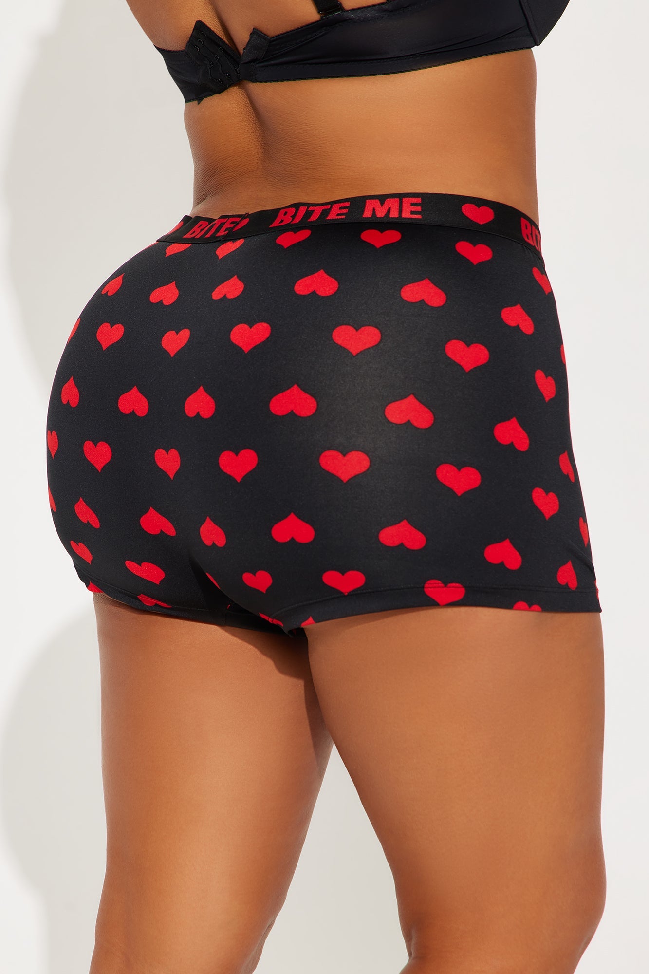 Sami Heart Breaker Boxer - Black/Red