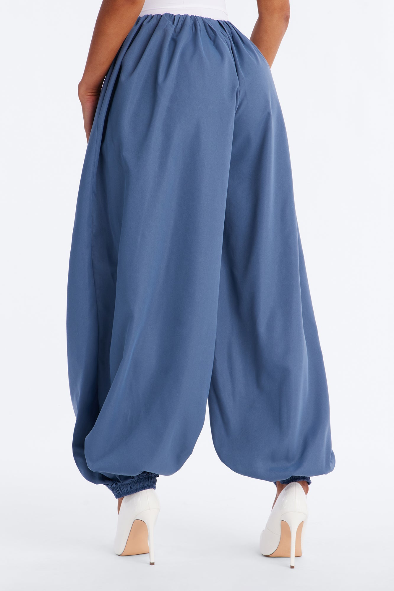 Ember Poplin Balloon Jogger Pant 31″ - Blue