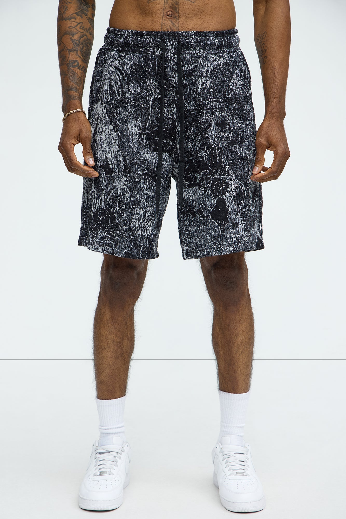 Grainy Tropics Relaxed Knit Shorts - Black/combo