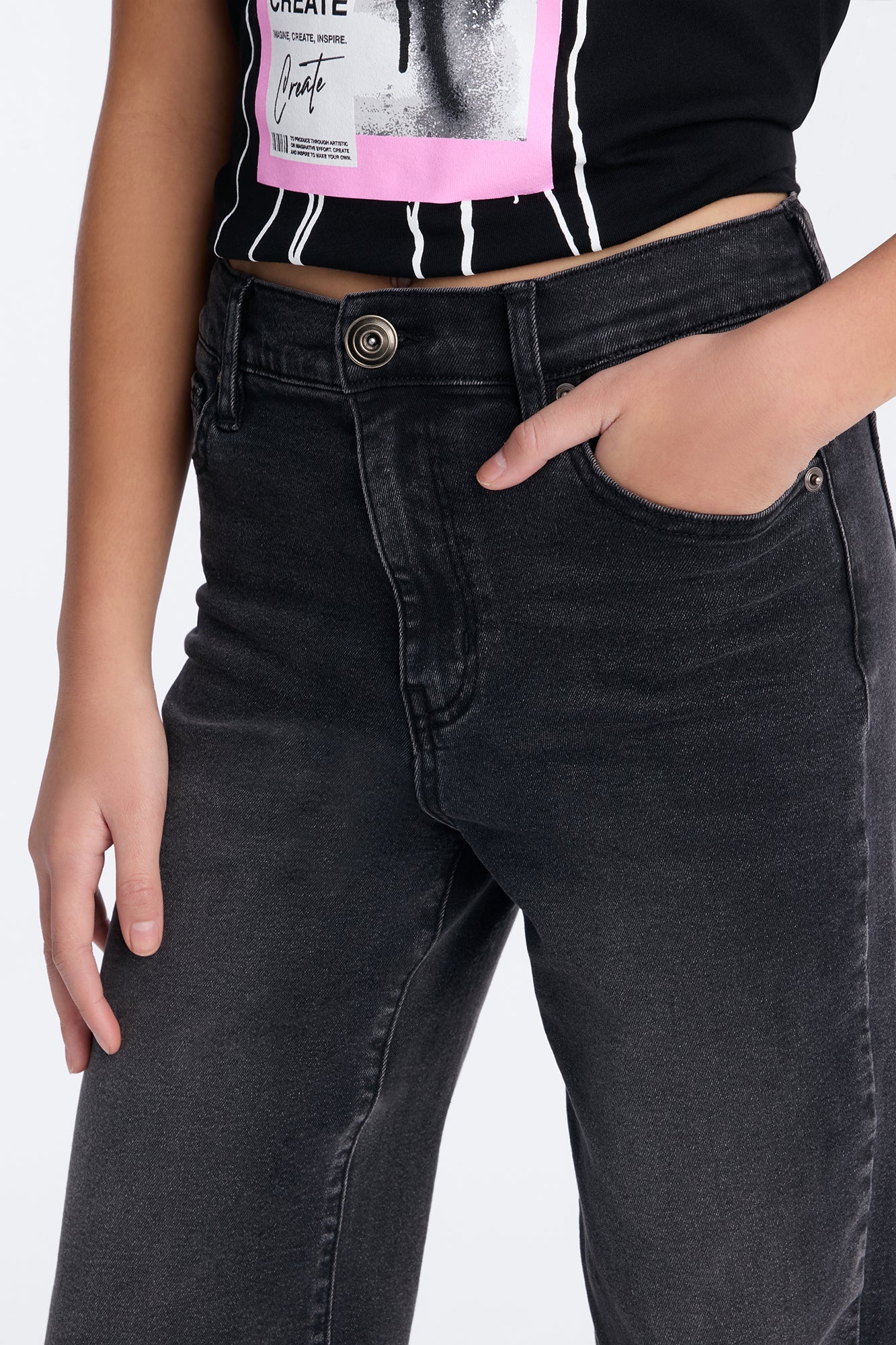 Mini Nova 90s Straight Leg Jeans - Black Wash
