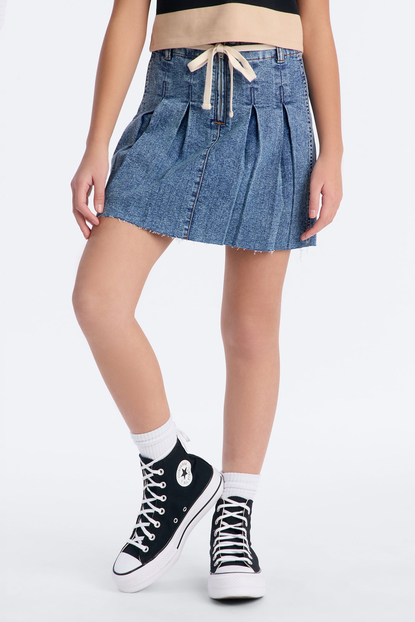 Mini Having Fun Pleated Denim Skirt - Medium Wash