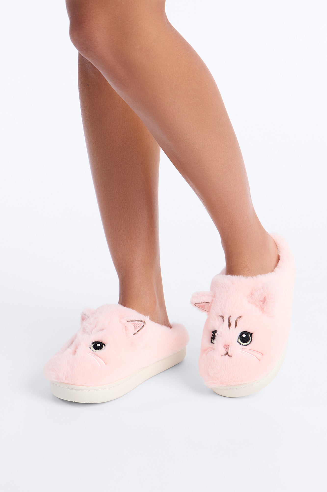 Loki Faux Fur Cat Slippers - Blush