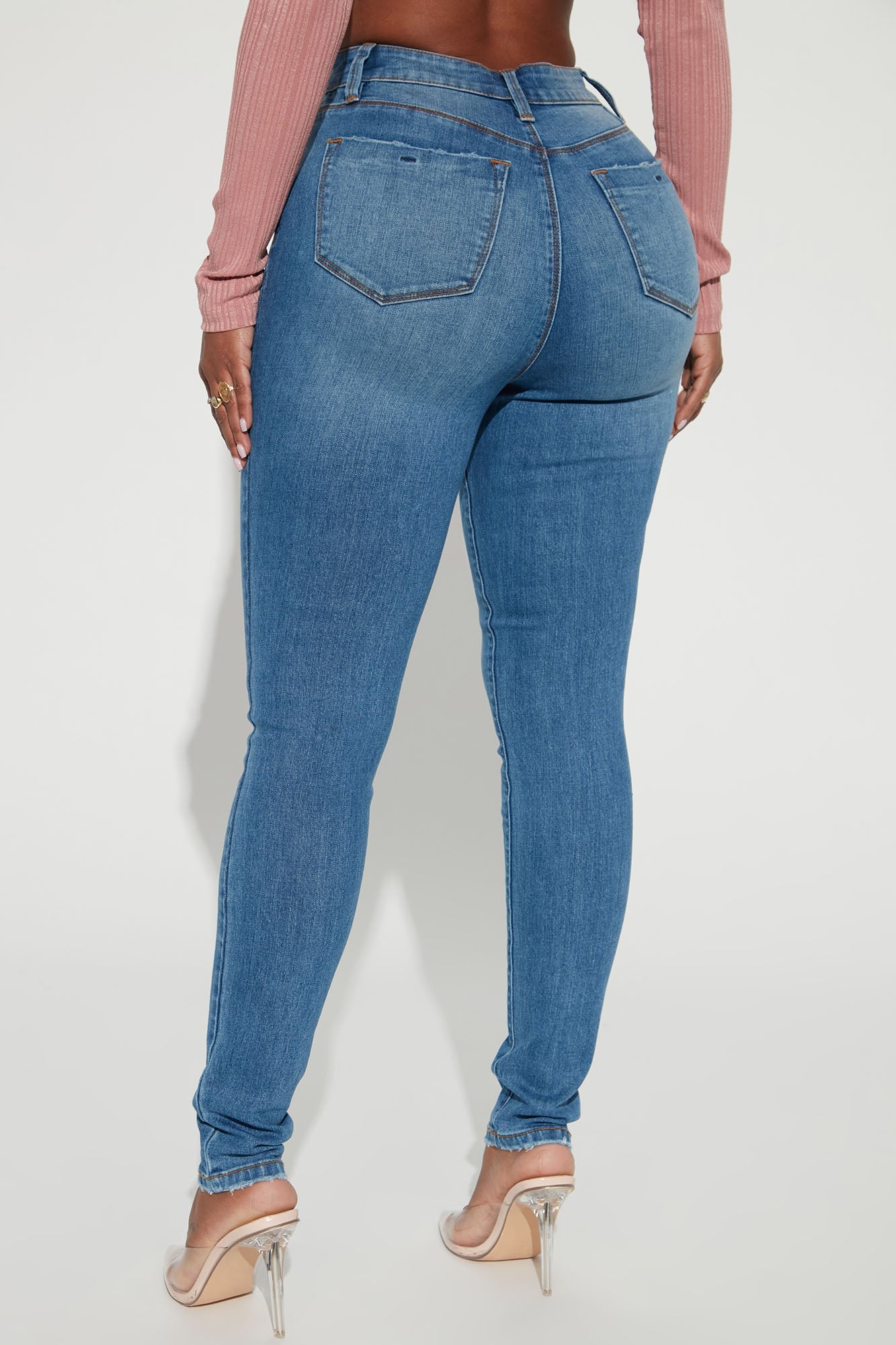 On The List Deluxe Stretch Skinny Jean - Medium Wash