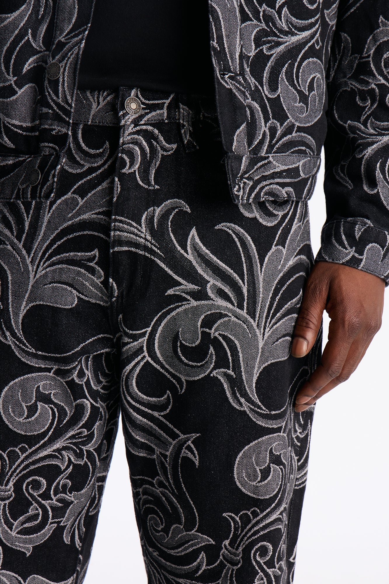 Straight Baroque Jacquard Jean - Black Wash