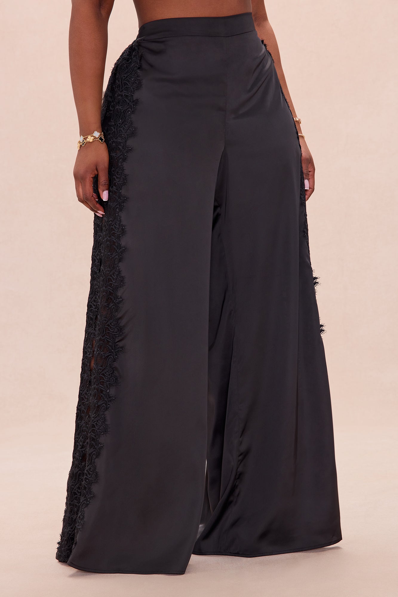 Lilah Embroidered Satin Pant - Black