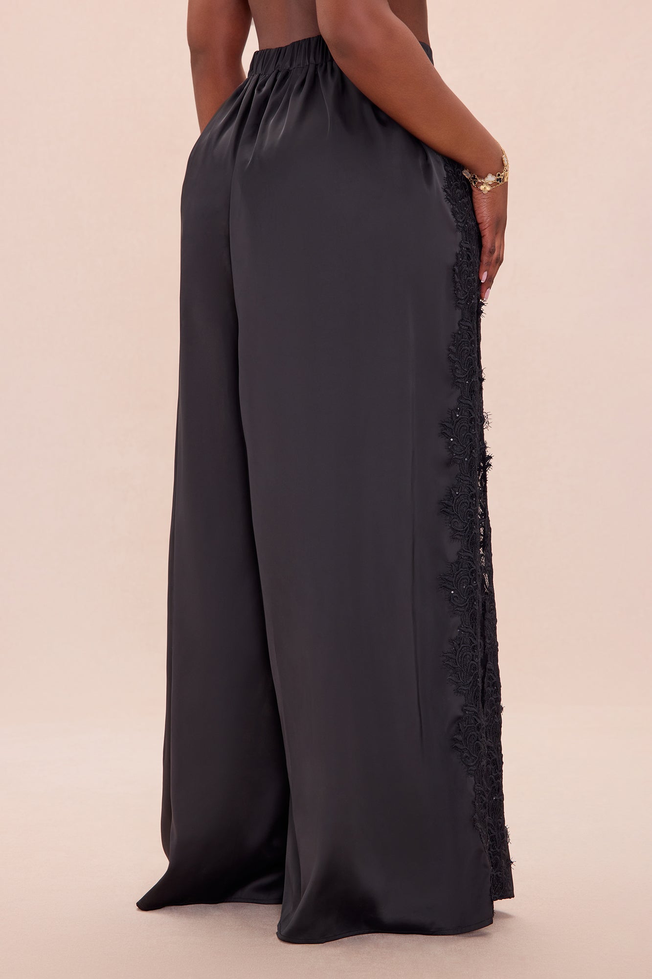 Lilah Embroidered Satin Pant - Black
