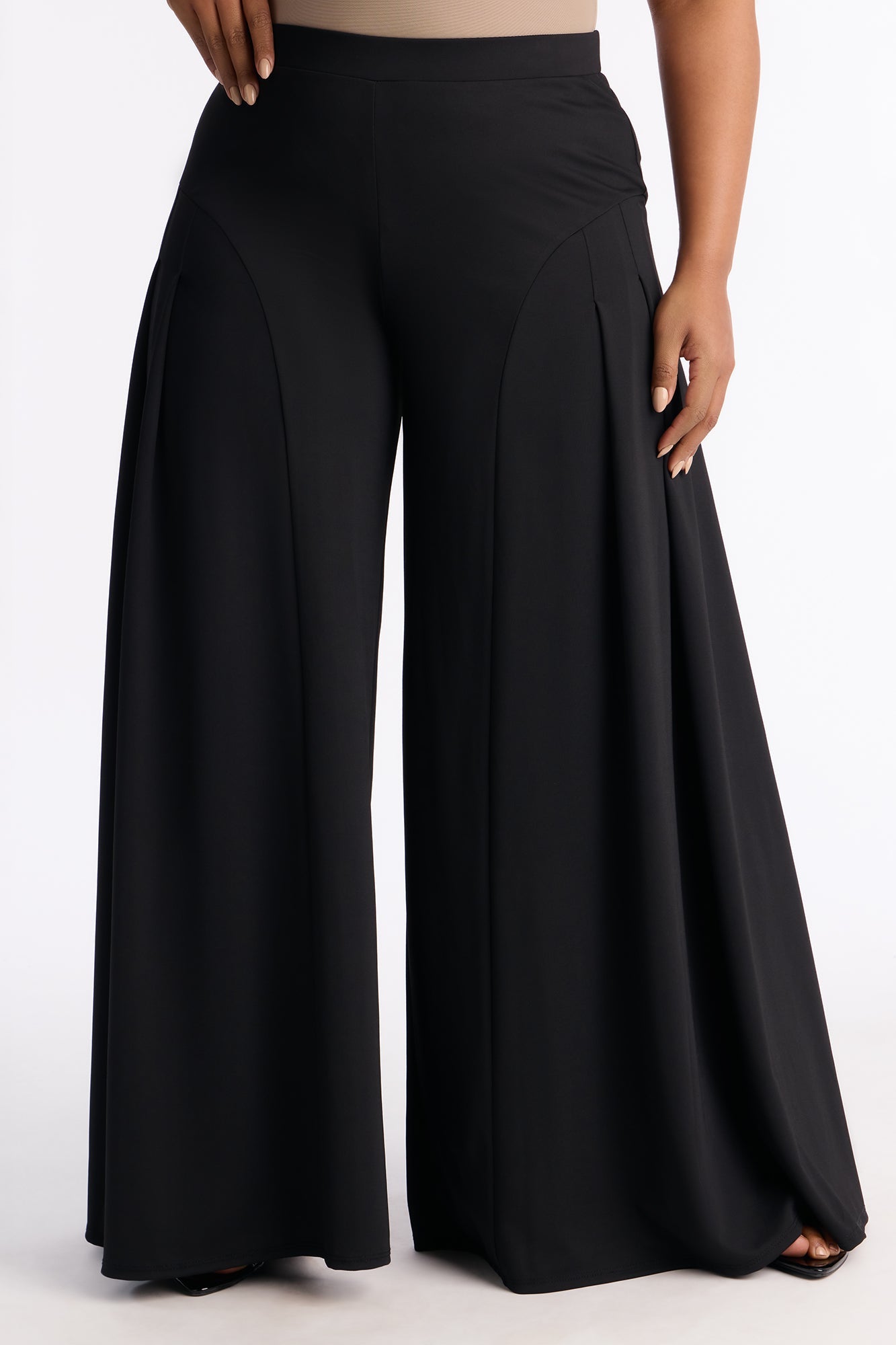 Tamara Pleated Mid Rise Super Wide Leg Pant 33″ - Black