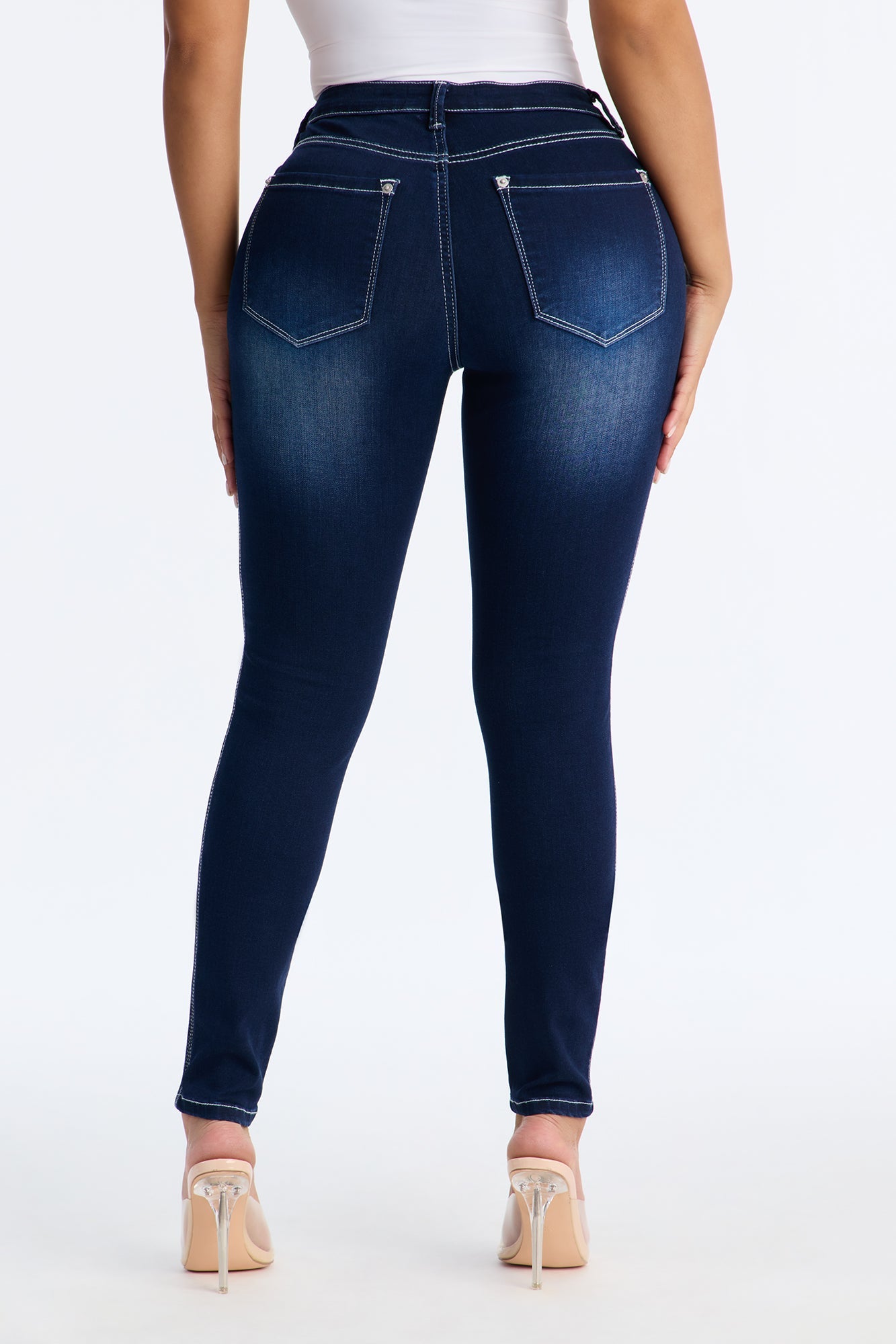 Off Record Soft Stretch Skinny Jeans - Dark Wash