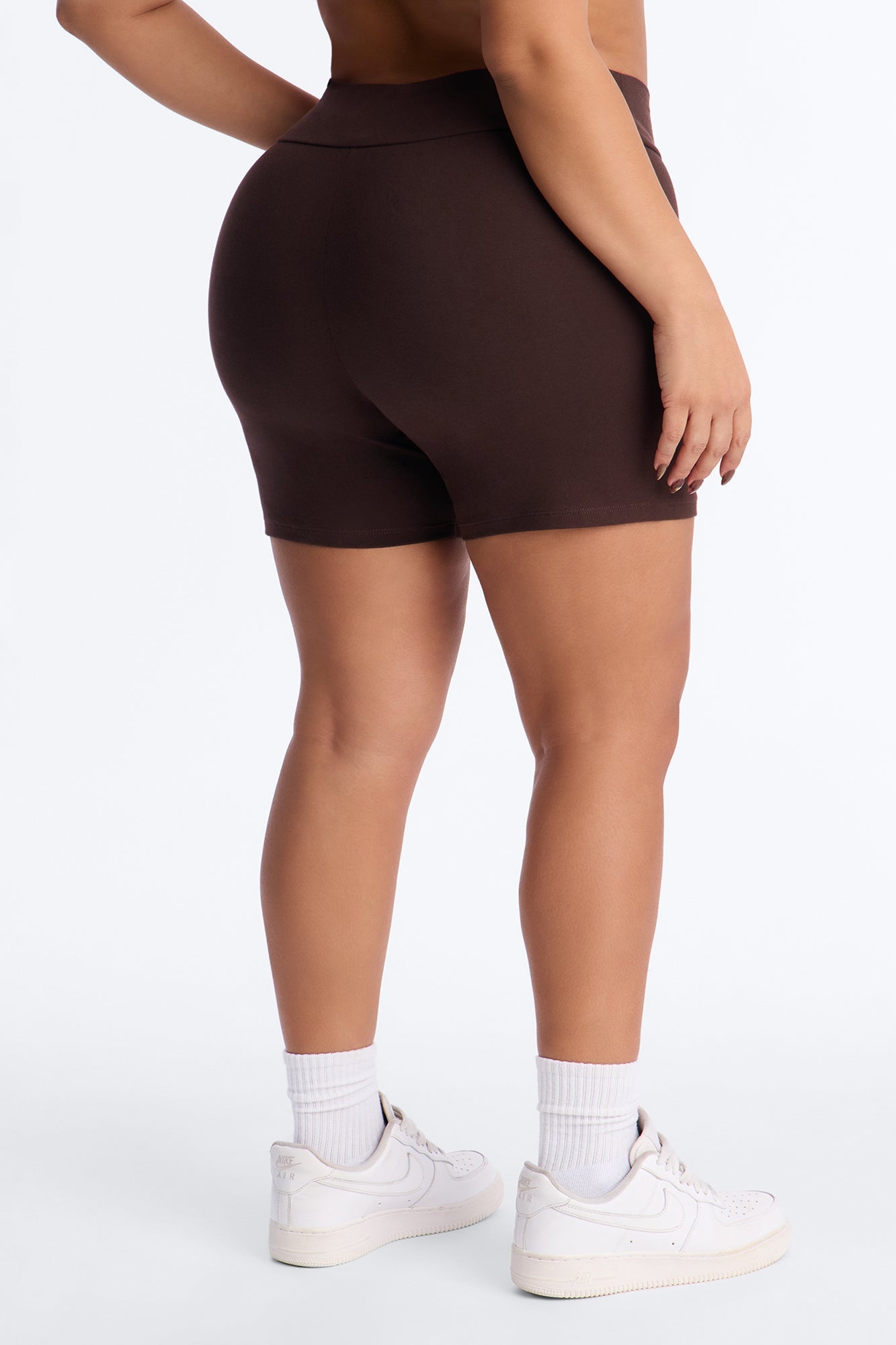 Quinn Mid Rise Everyday Cotton Biker Short 5″ - Chocolate