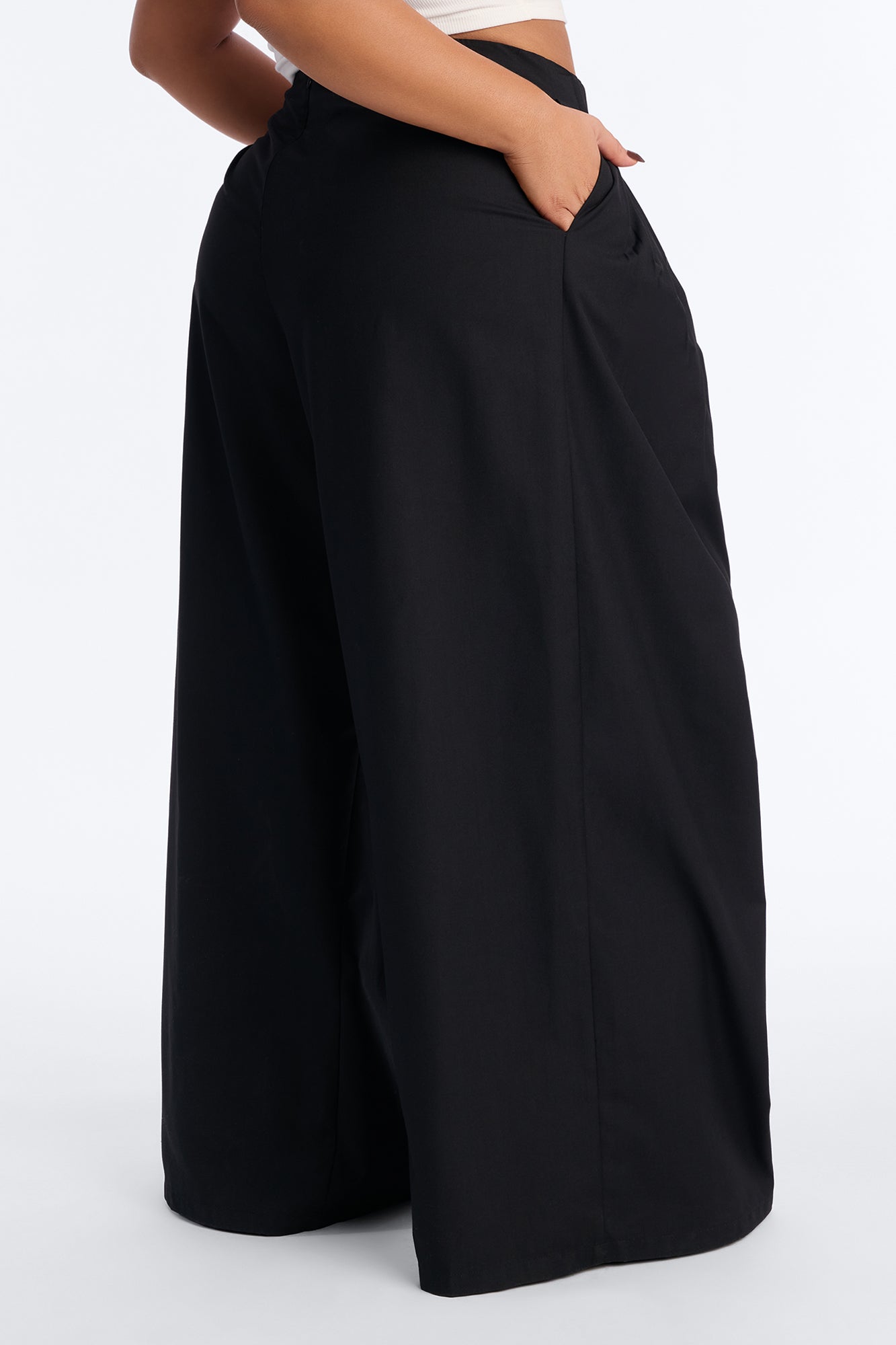 Corporate Queen Trouser Wide Leg Pant 32″ - Black