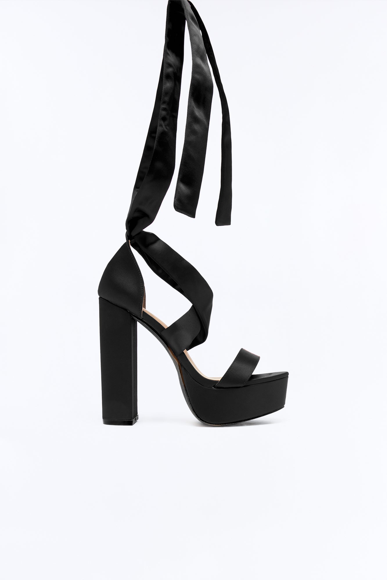 Plot Twist Heel - Black/Black