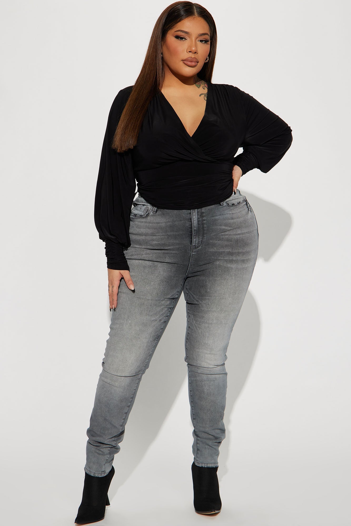 On The List Deluxe Stretch Skinny Jean - Grey
