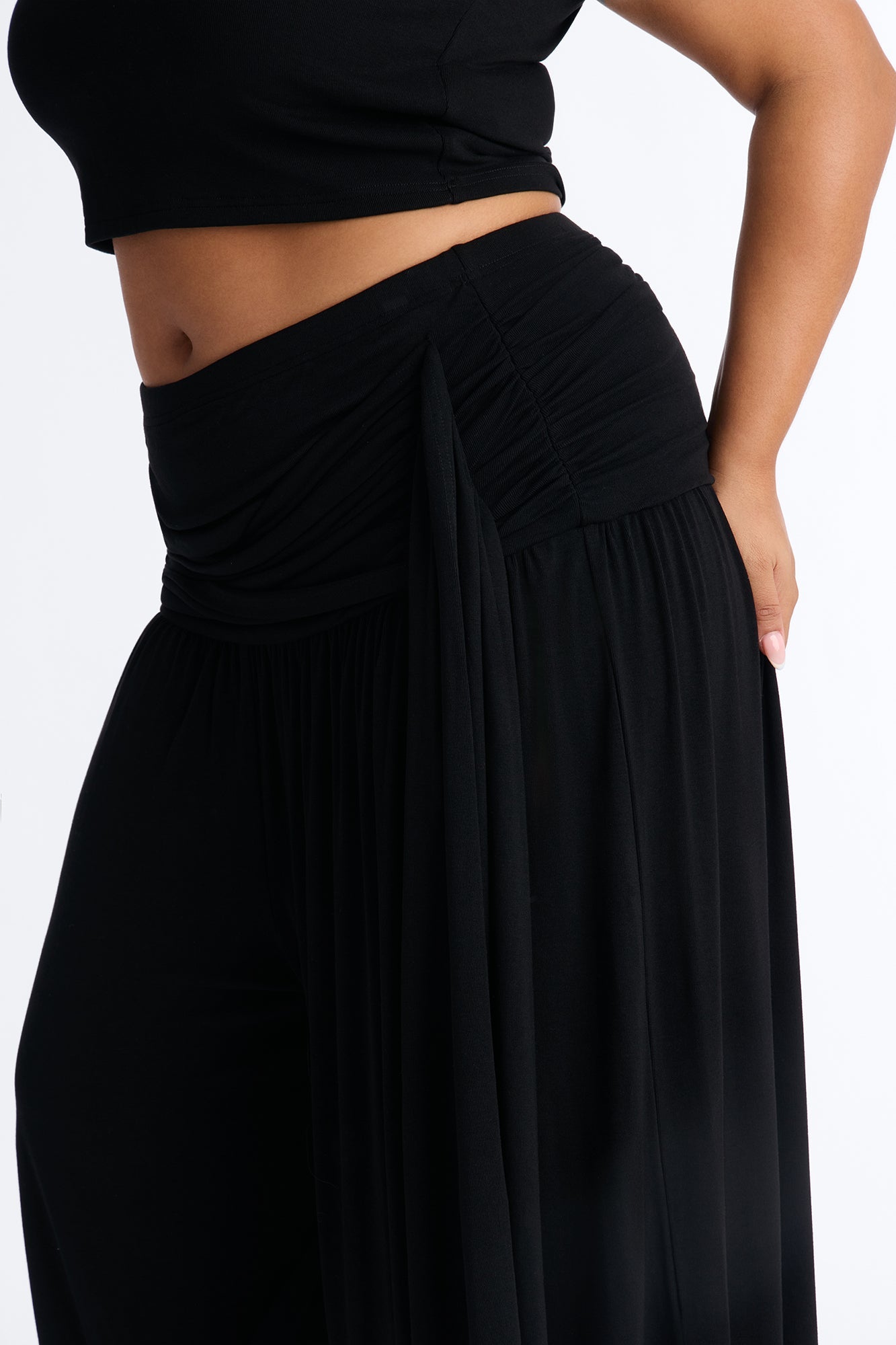 Anya Mock Neck Balloon Pant Set - Black