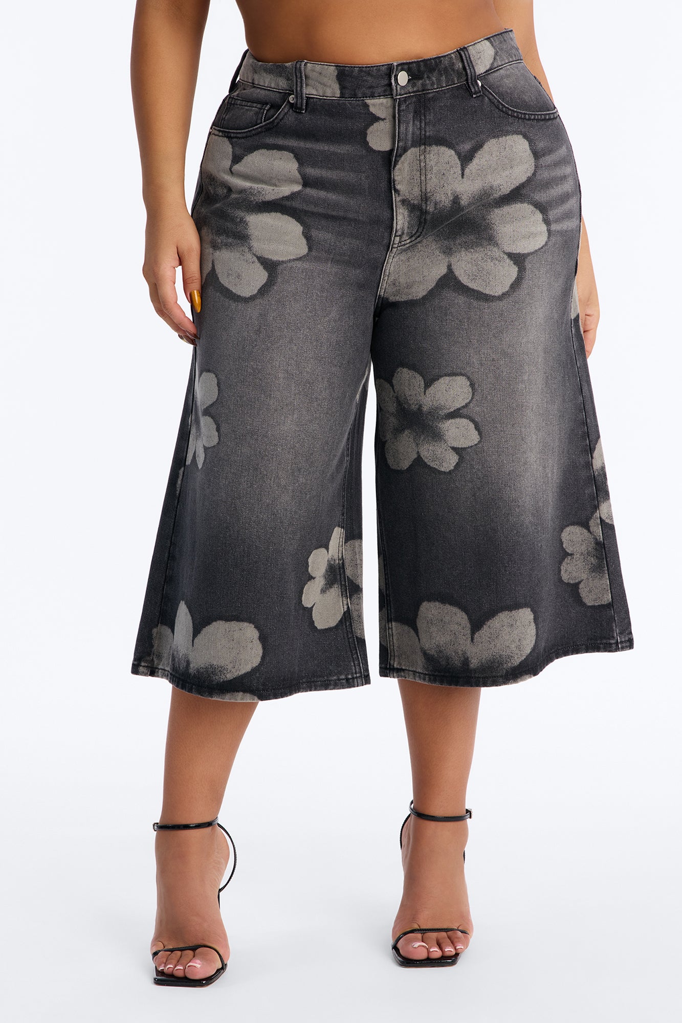 Born To Bloom Wide Leg Culotte Jeans - Black Wash