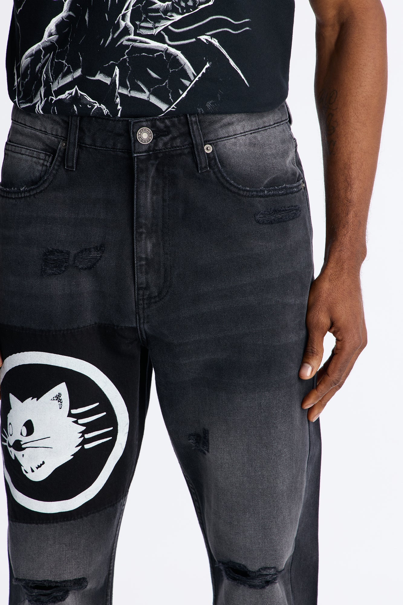 Slim Runnin Rich Mentality Distressed Jean - Black Wash