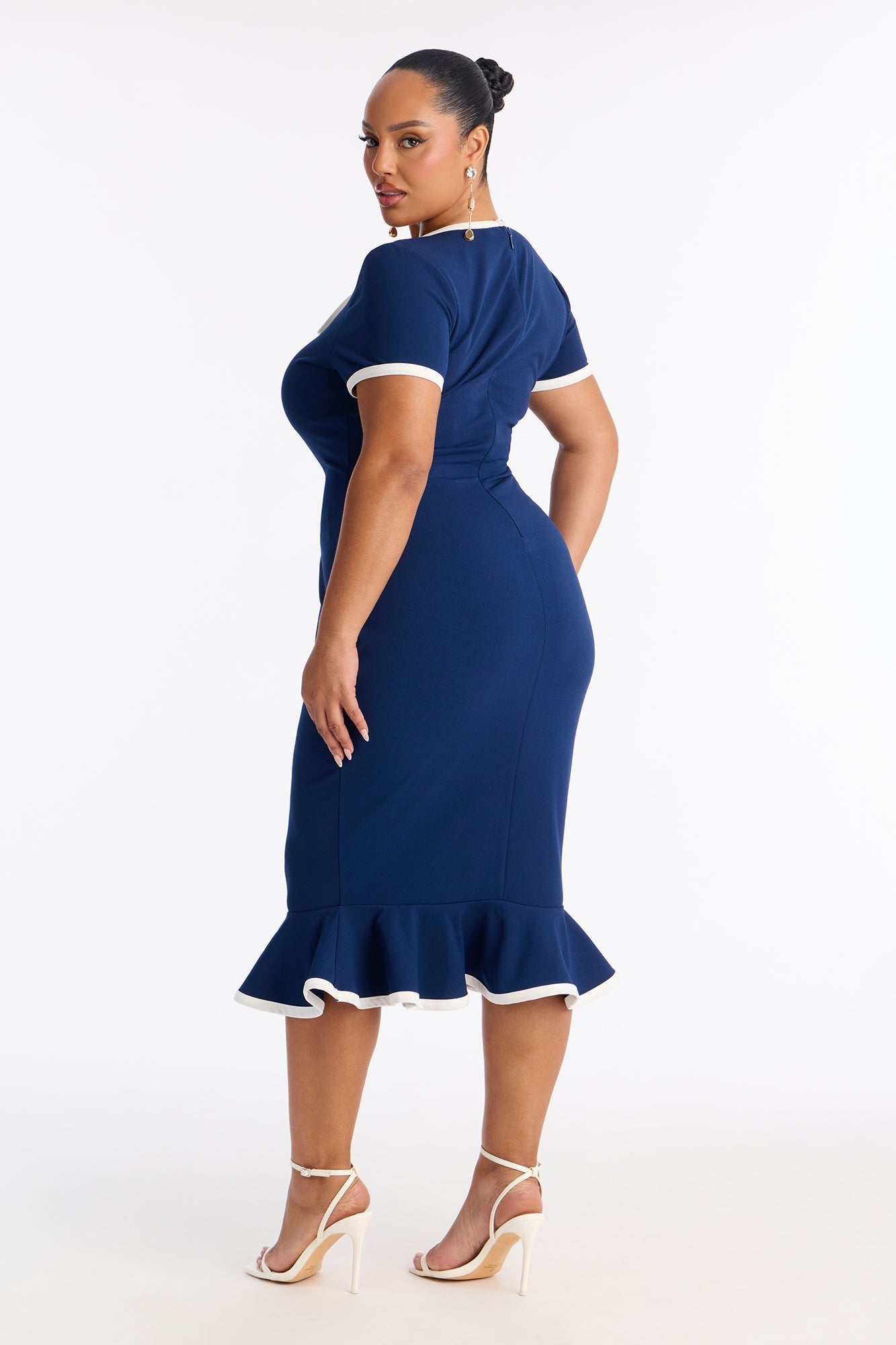 Set The Bar Short Sleeve Midi Dress - Navy