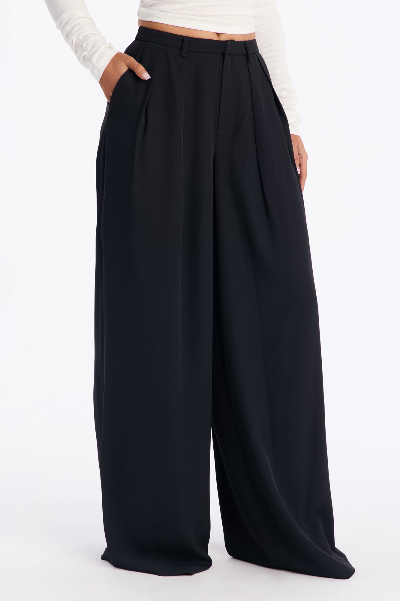 Reese Low Rise Drape Wide Leg Trouser Pant 33″ - Black