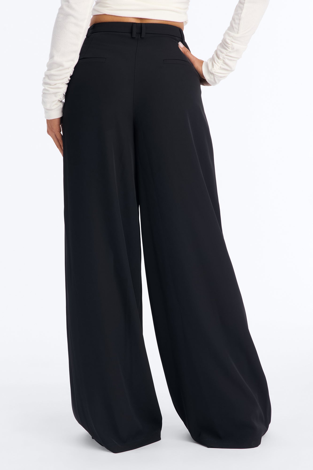 Reese Low Rise Drape Wide Leg Trouser Pant 33″ - Black