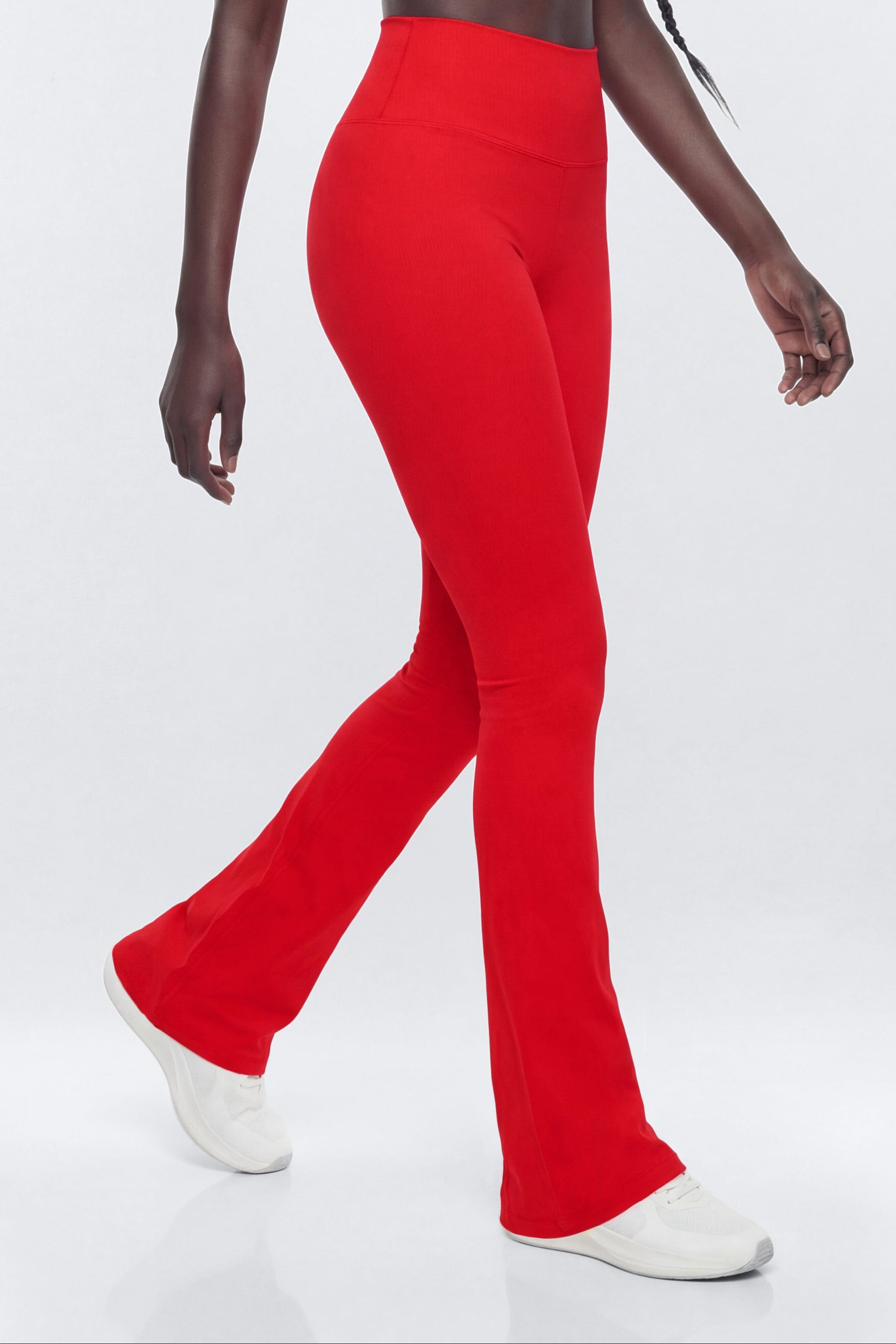 SeamlessLift™ 32″ High Rise Flare Legging - Red