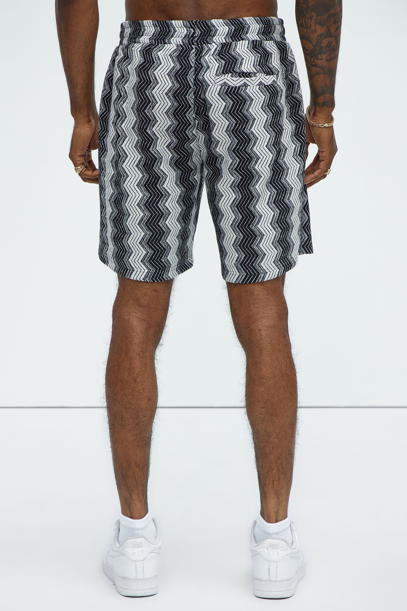 Outpost Zig Zag Relaxed Shorts - Cream/combo