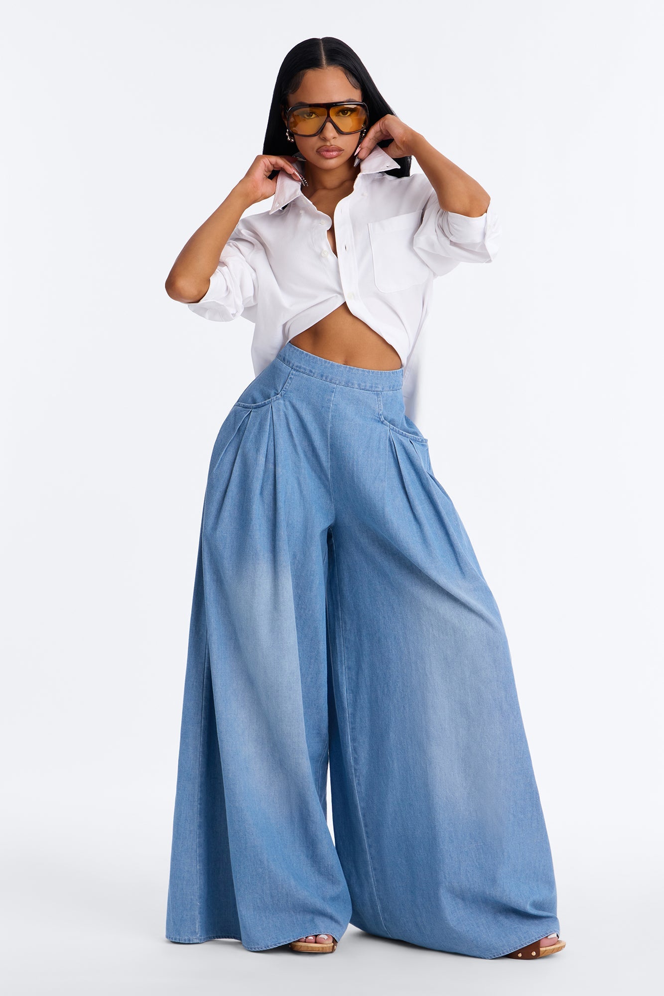 Easy Breeze Super Wide Leg Chambray Pant - Light Wash