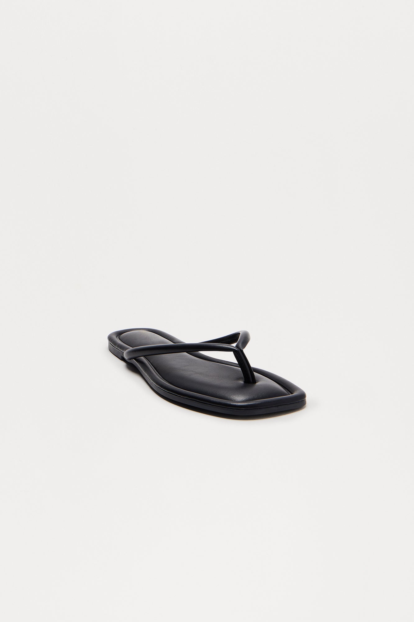 Summers In Maui Flip Flops - Black