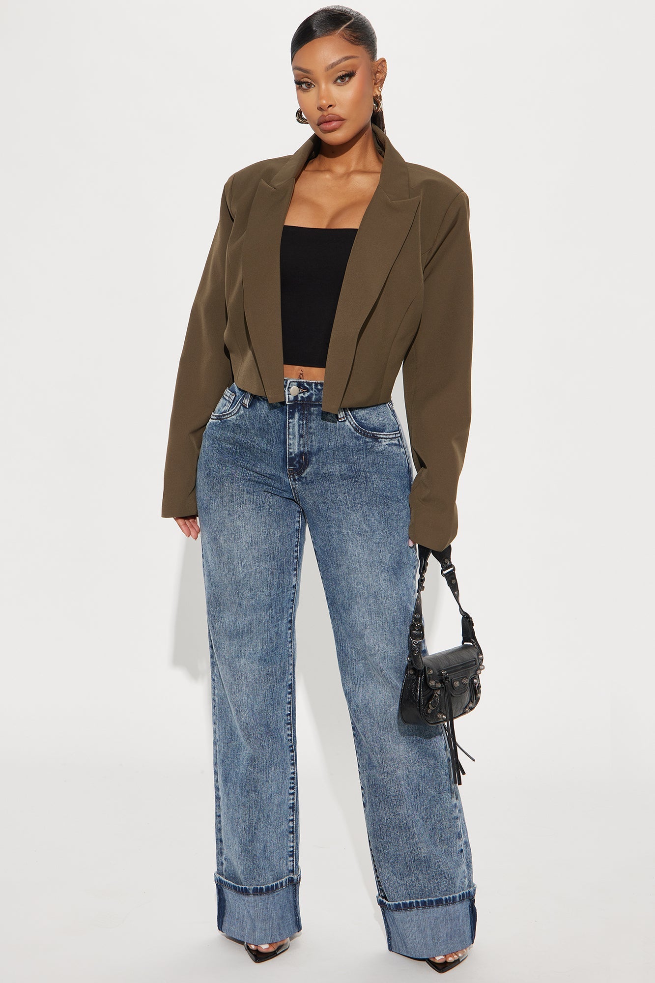 On My Radar Cuffed Straight Leg Jeans - Medium Wash
