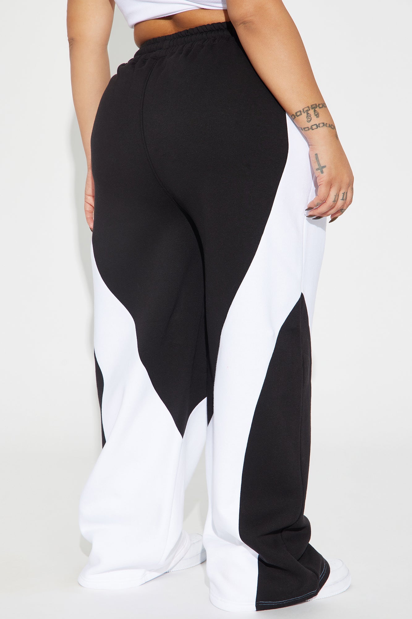 Fast Track Fleece Wide Leg Pant - Black/White