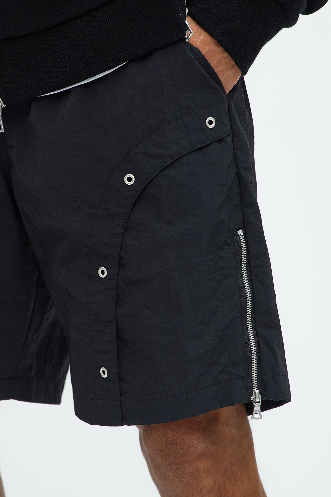 Hardware Relaxed Nylon Shorts - Black