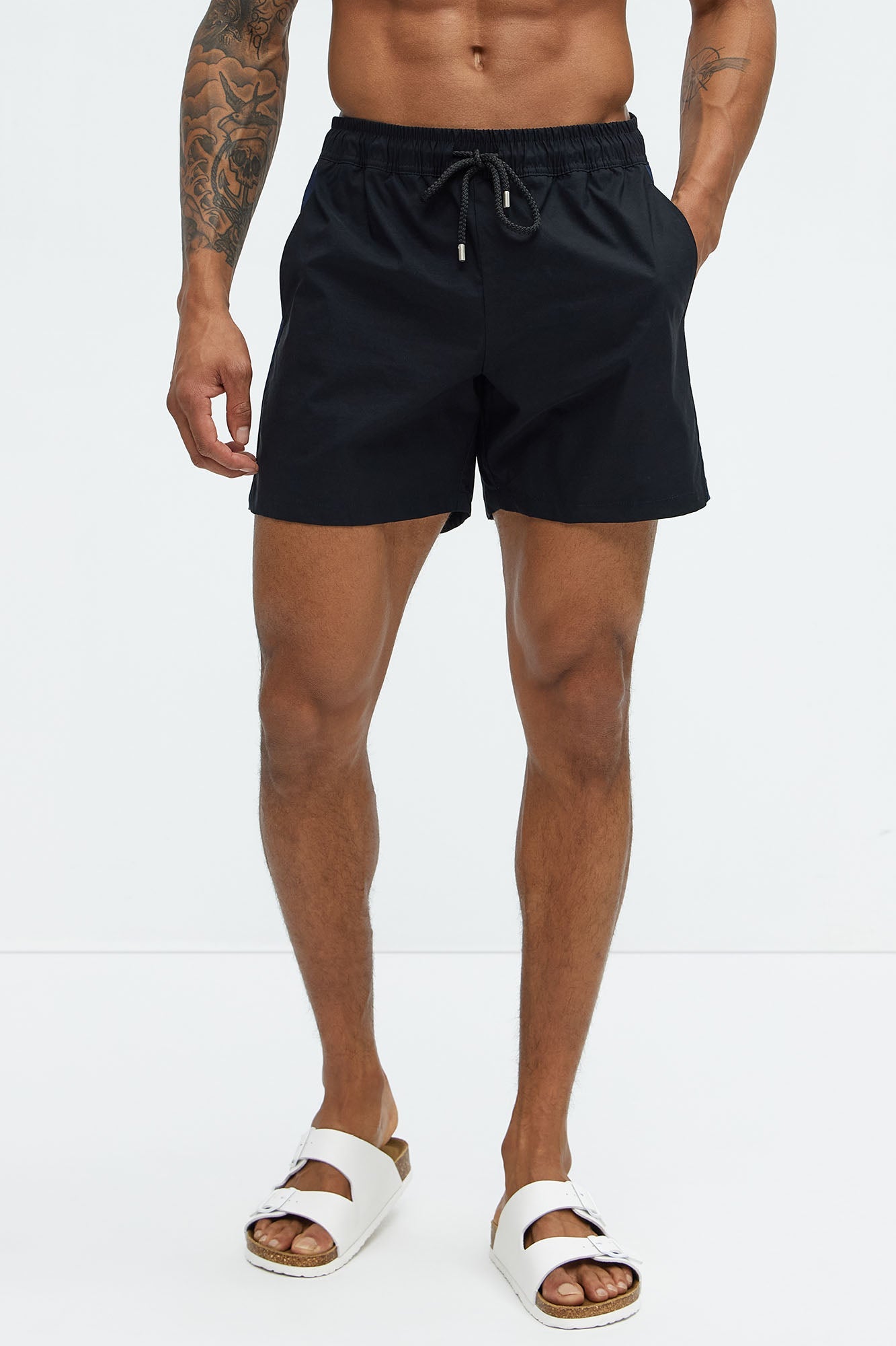 Contrast On The Side Swim Mid Trunk - Black/combo