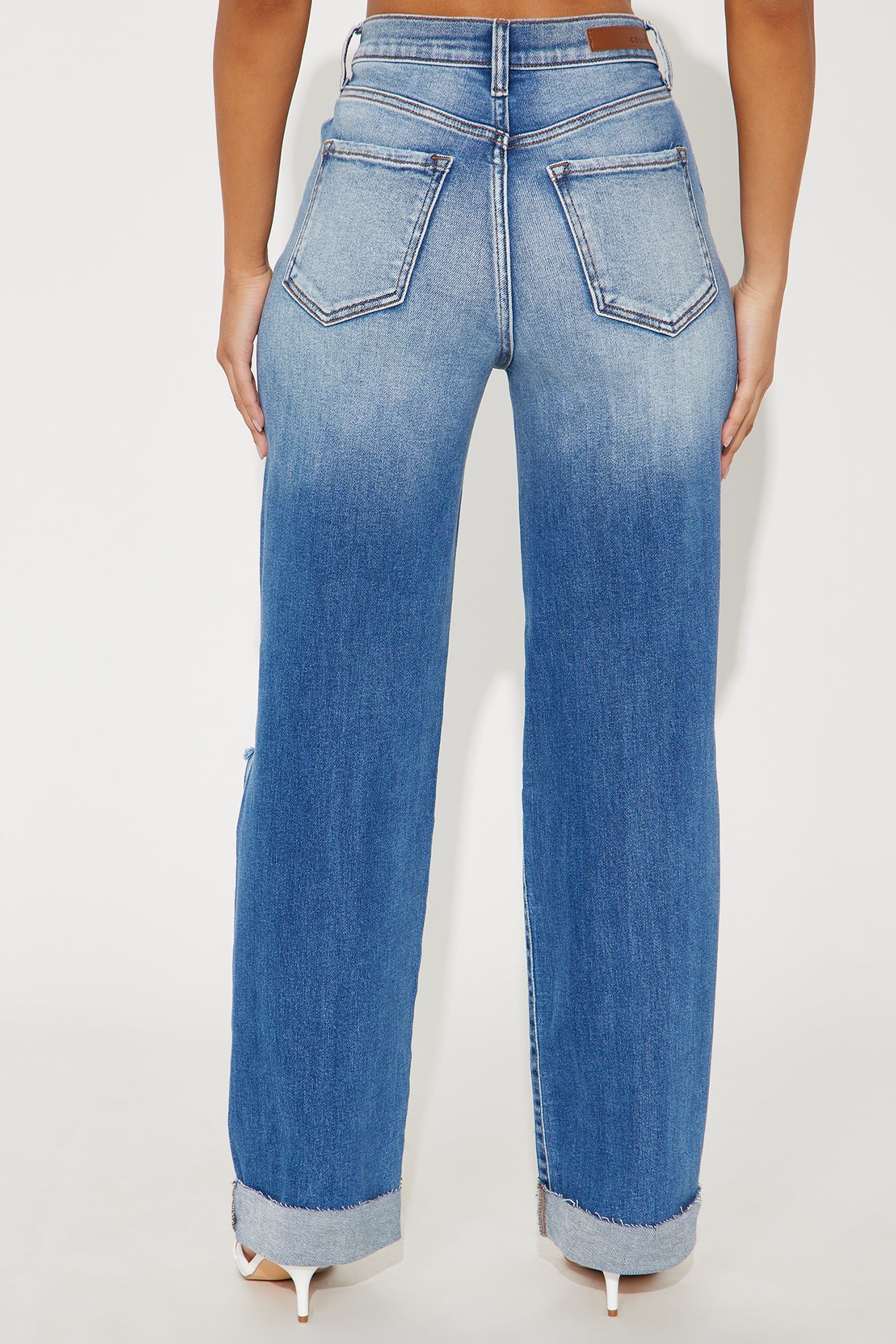 Sienna High Rise Straight Leg Jeans - Medium Wash