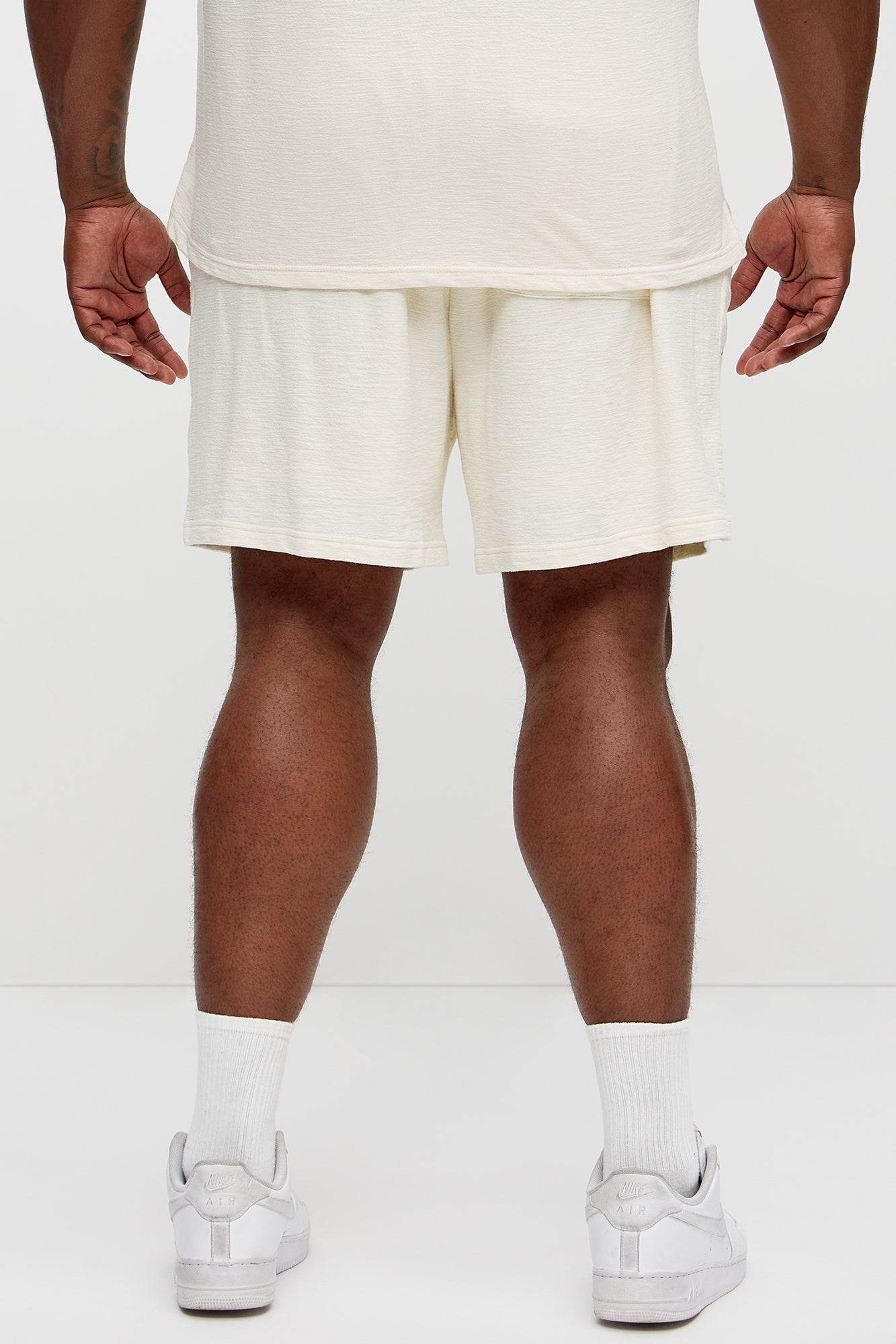 Berries And Blooms Embroidered Shorts - Cream