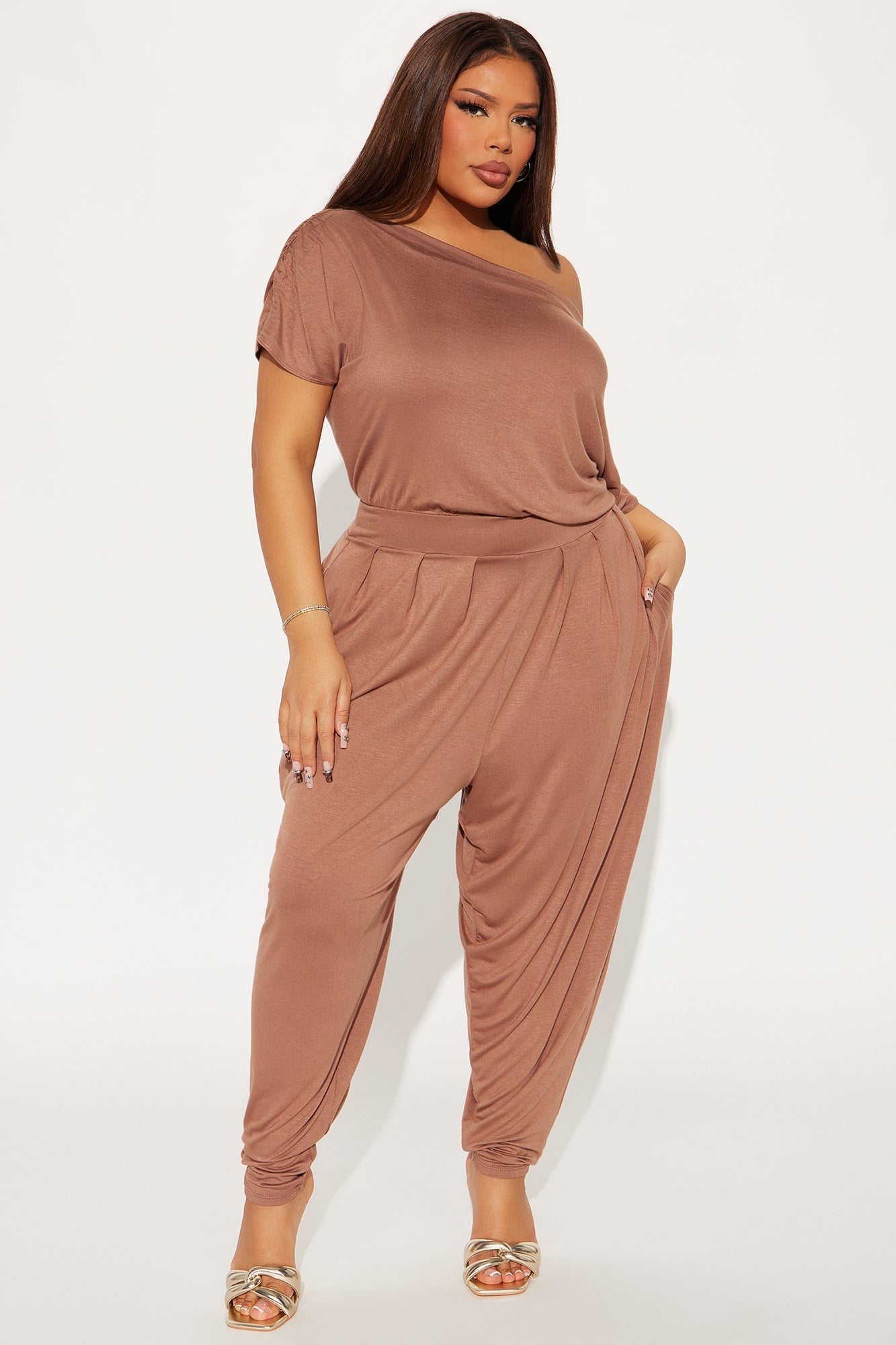 Emmaline Short Sleeve Jogger Jumpsuit - Mocha