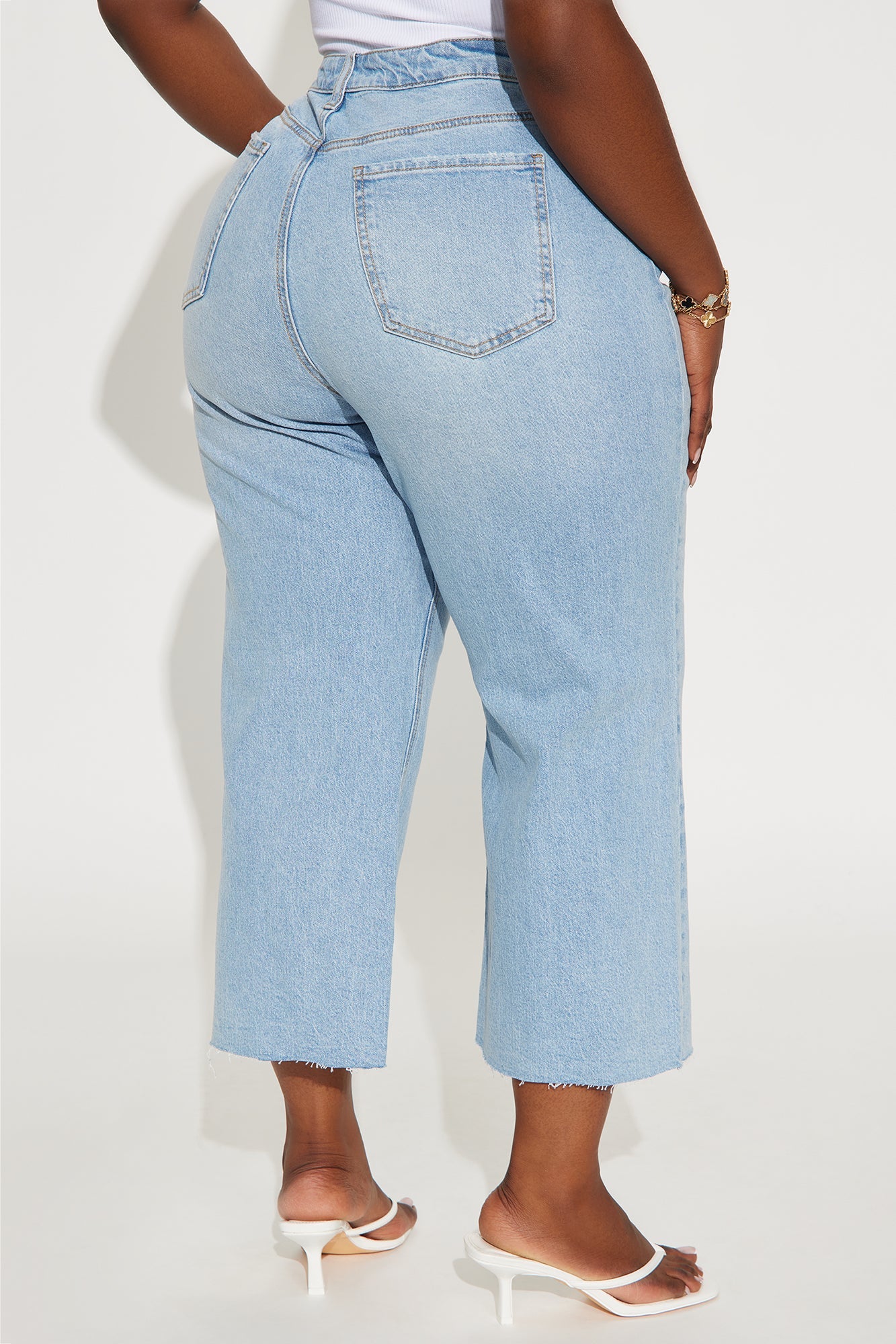Everyday Casual Slouchy Cropped Wide Leg Jeans - Light Wash