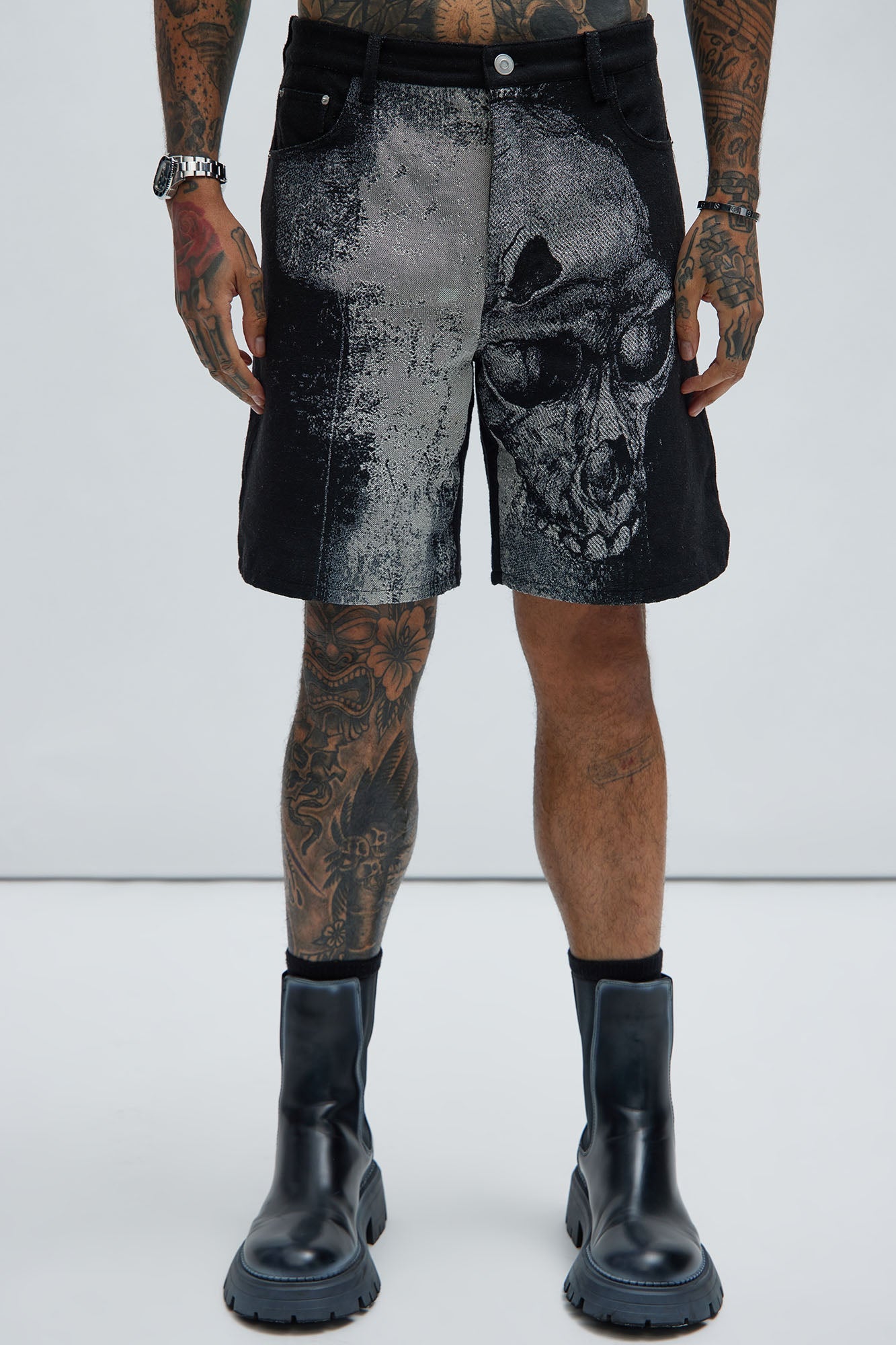 Azrael Tapestry Shorts - Black/combo