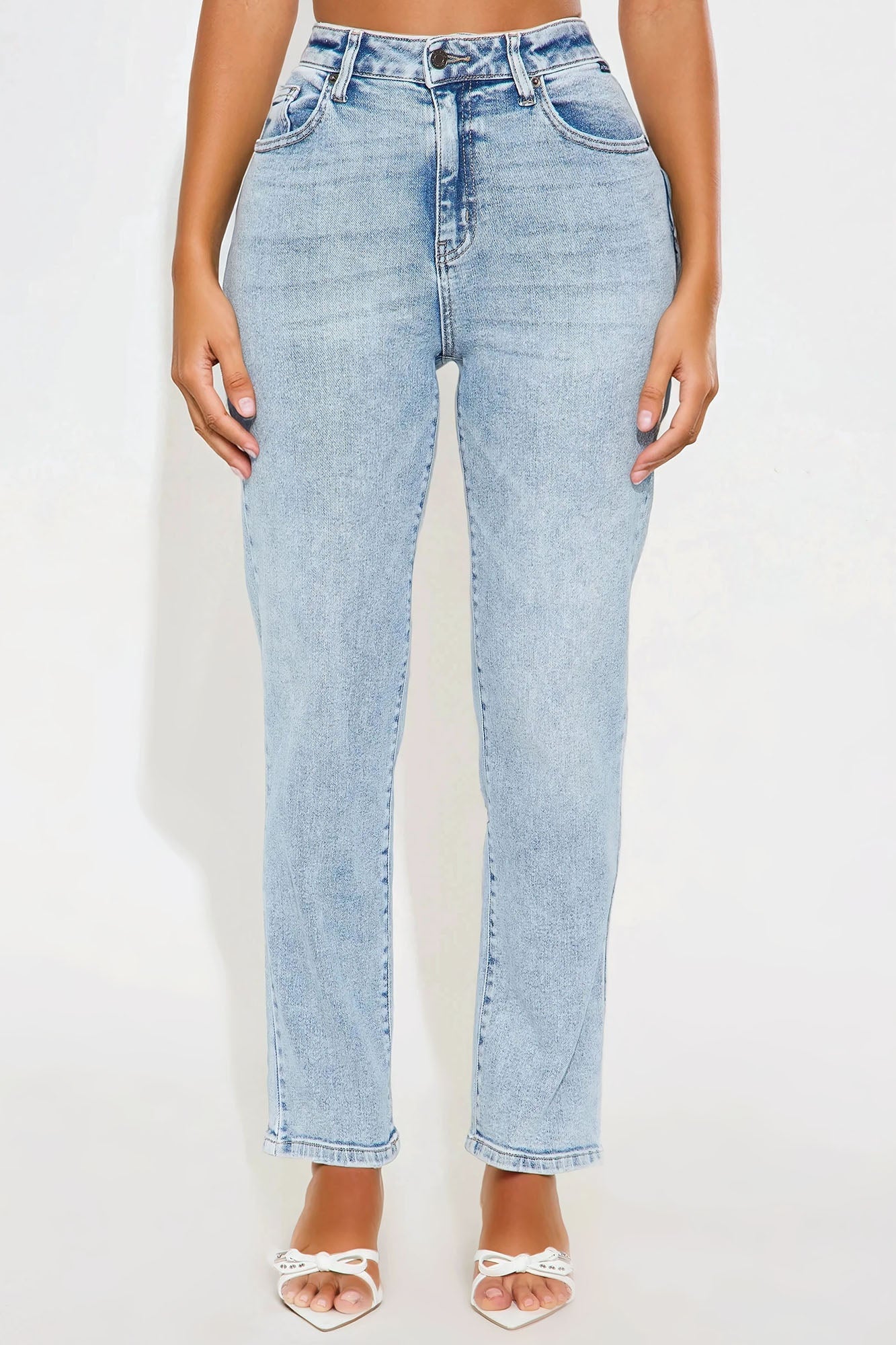 Uptown High Rise Straight Leg Denim Jeans - Medium Wash
