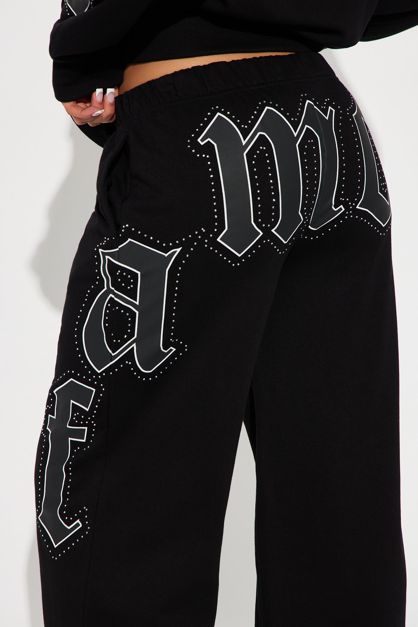 So Famous Jogger Pant Set - Black