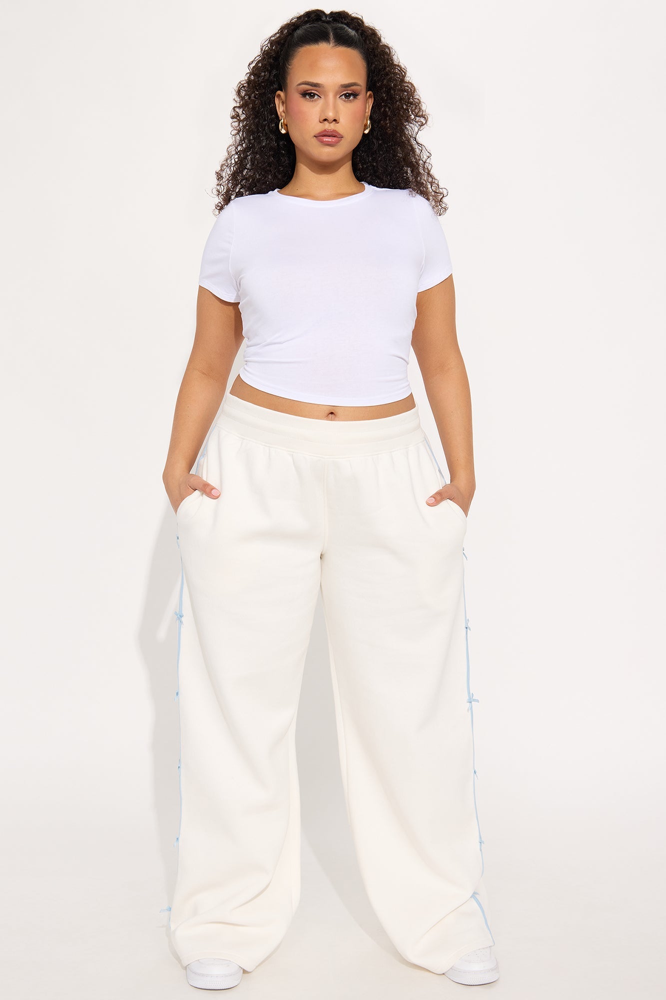 Sara Wide Leg Striped Fleece Pant - White