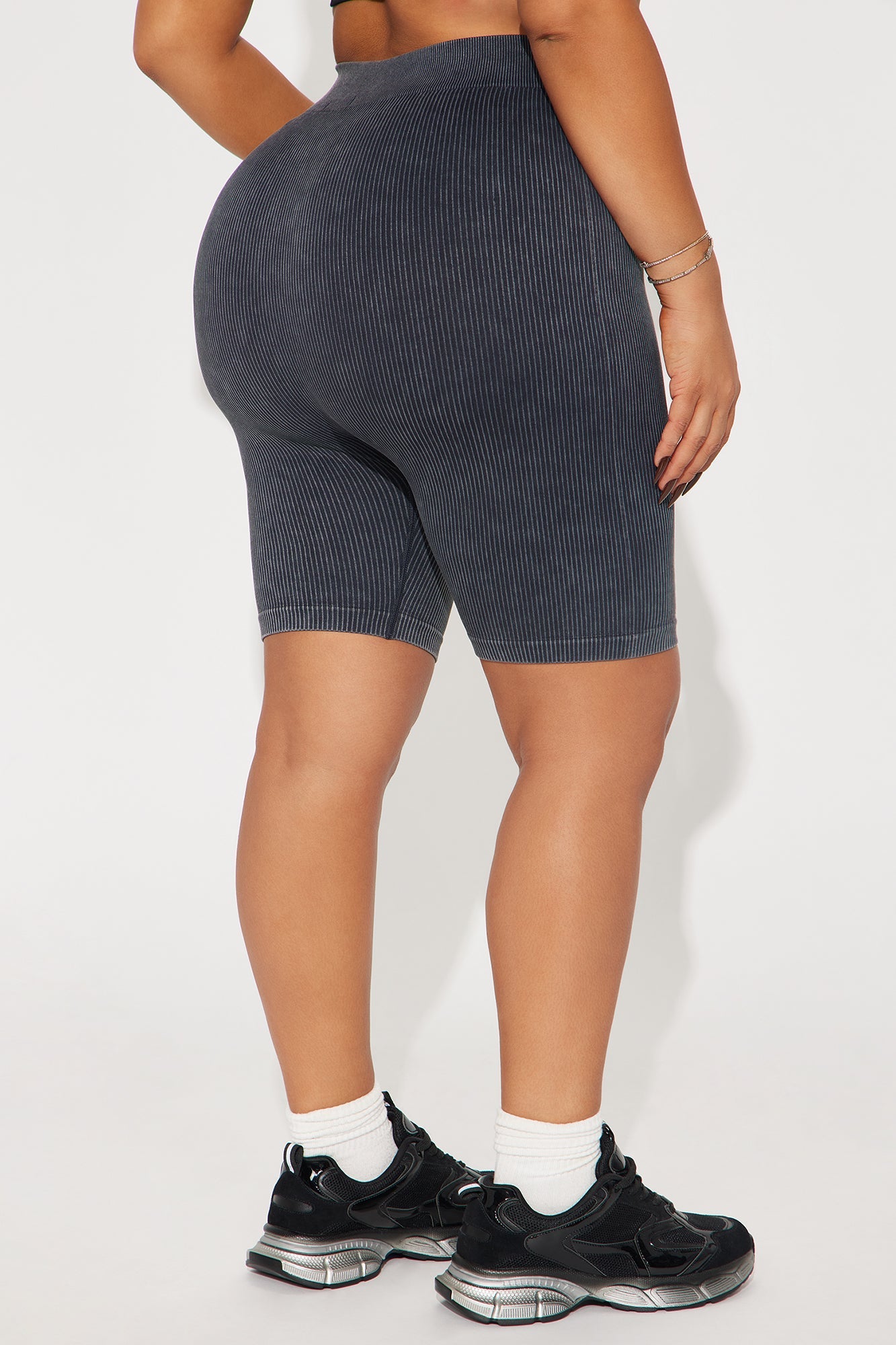 Mia Ribbed Seamless Biker Short - Black