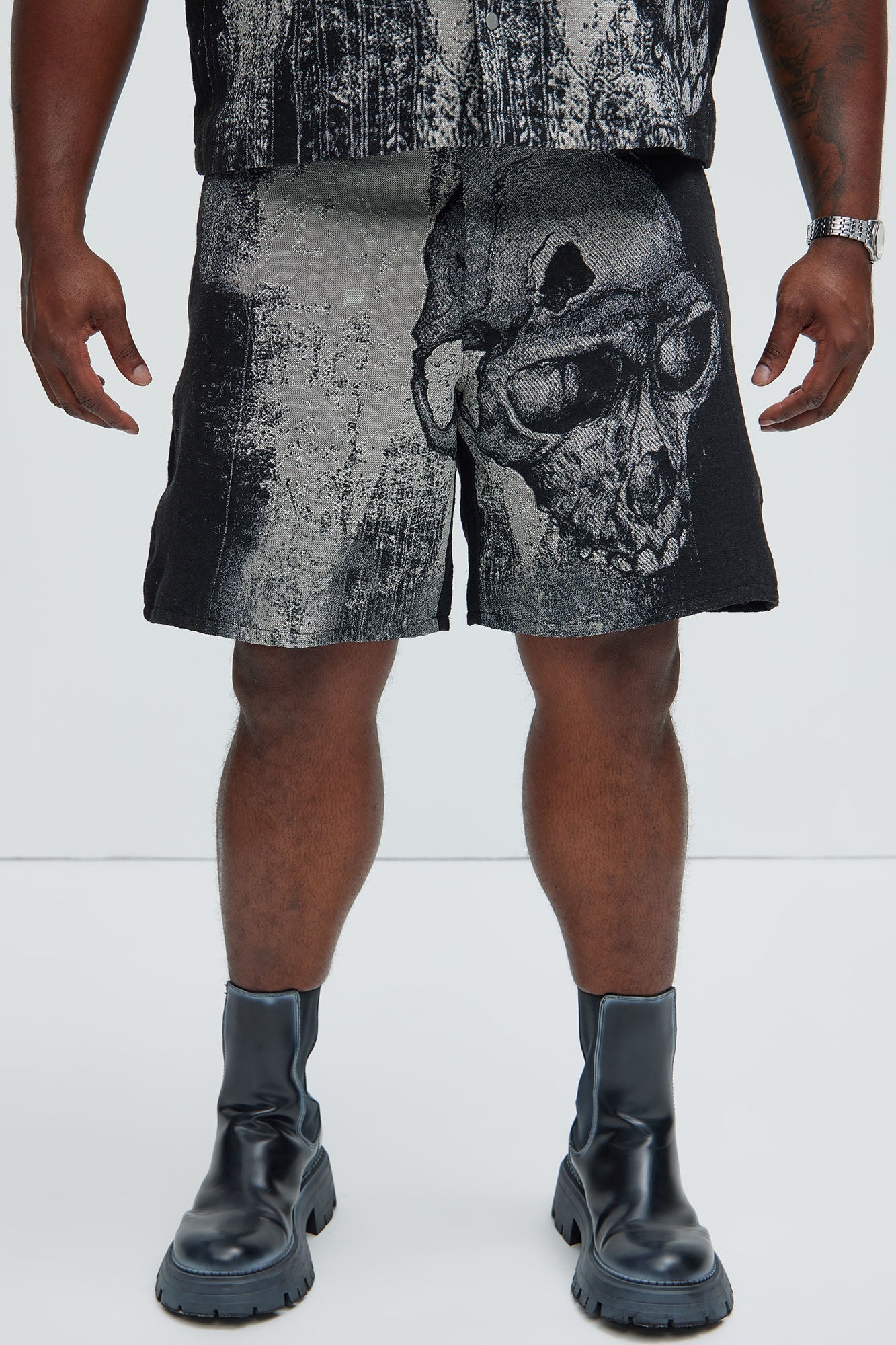 Azrael Tapestry Shorts - Black/combo