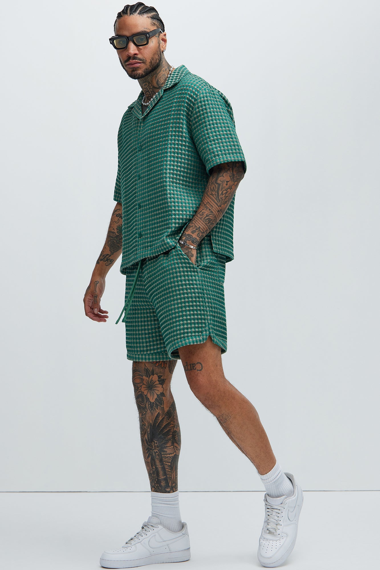 Dimensional Textured Warmup Shorts - Green/combo