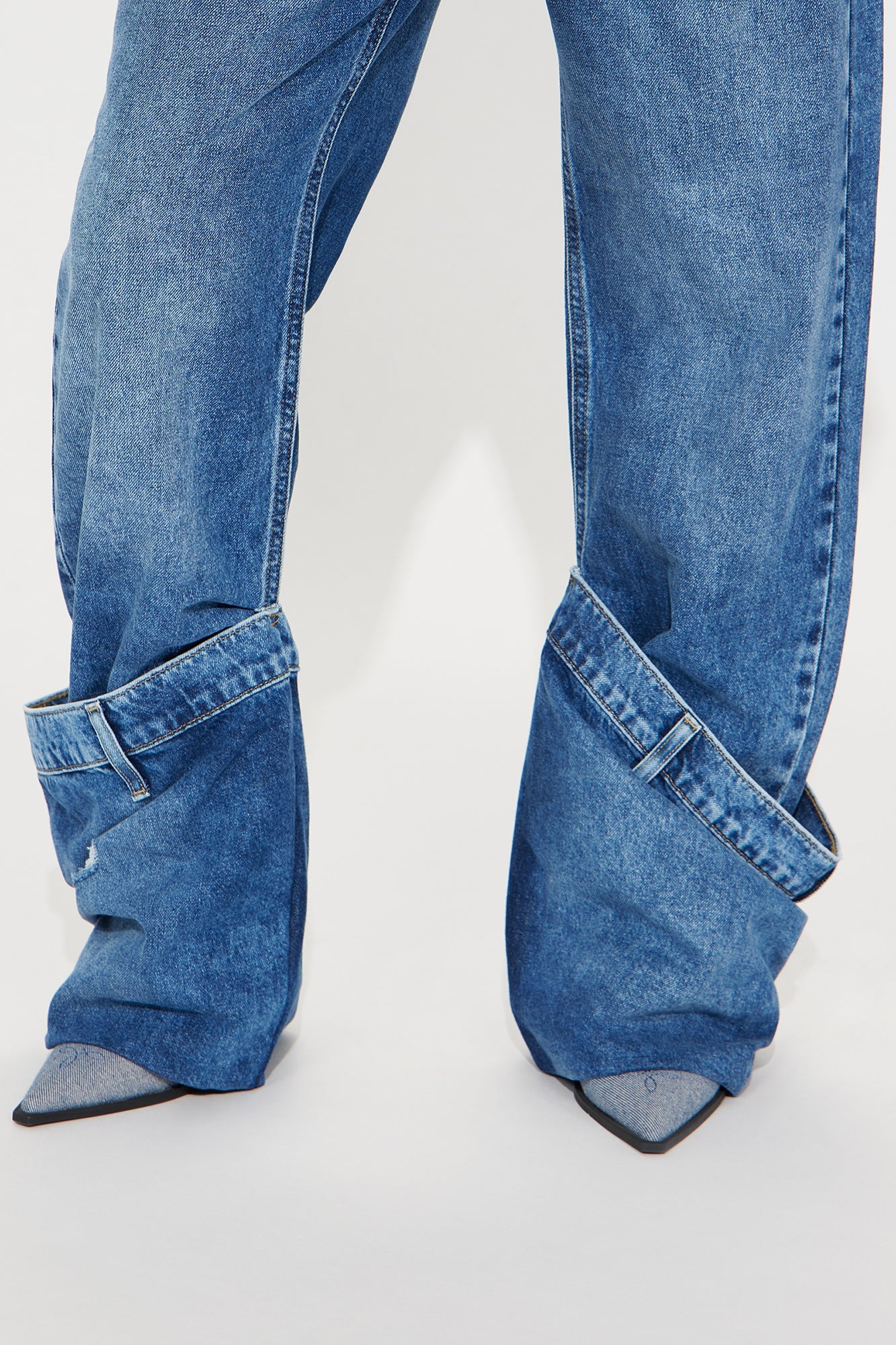 Calling It A Day Cuffed Straight Leg Jeans - Medium Wash
