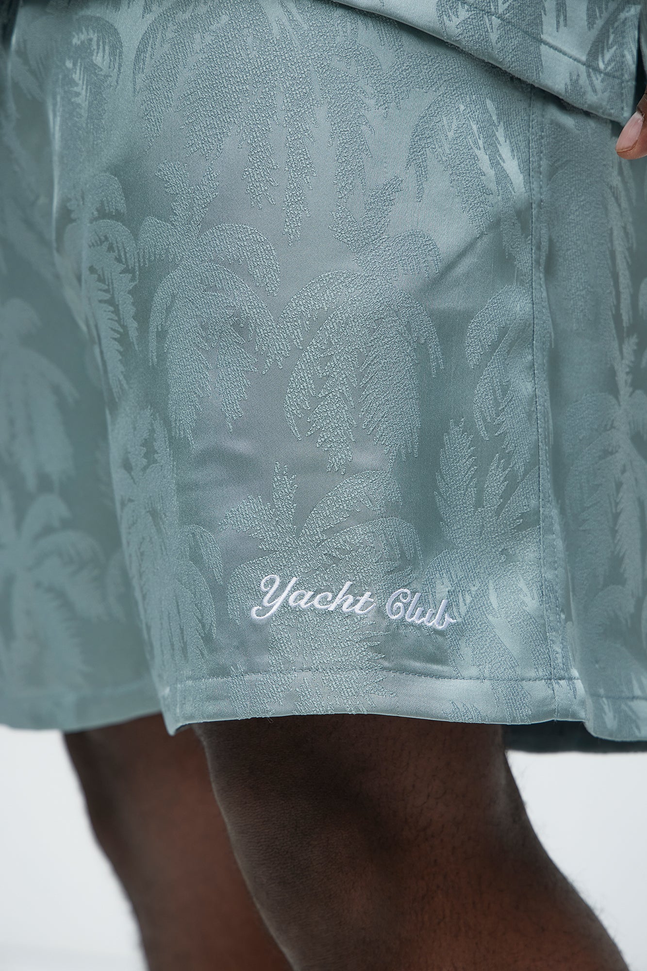 Palm Trees Jacquard Relaxed Shorts - Green
